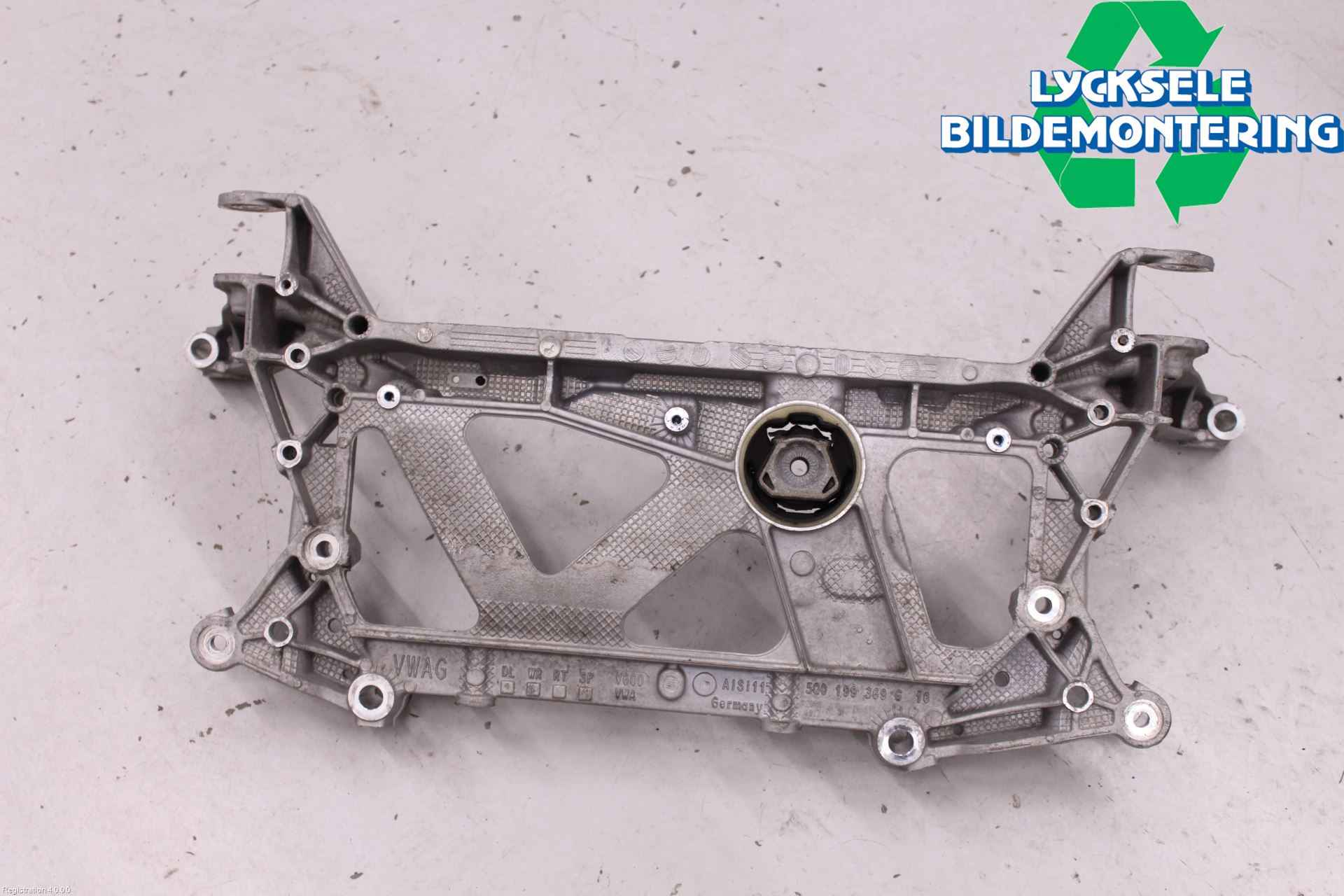 Audi A3/S3 8V 13-20 Framvagnsbalk