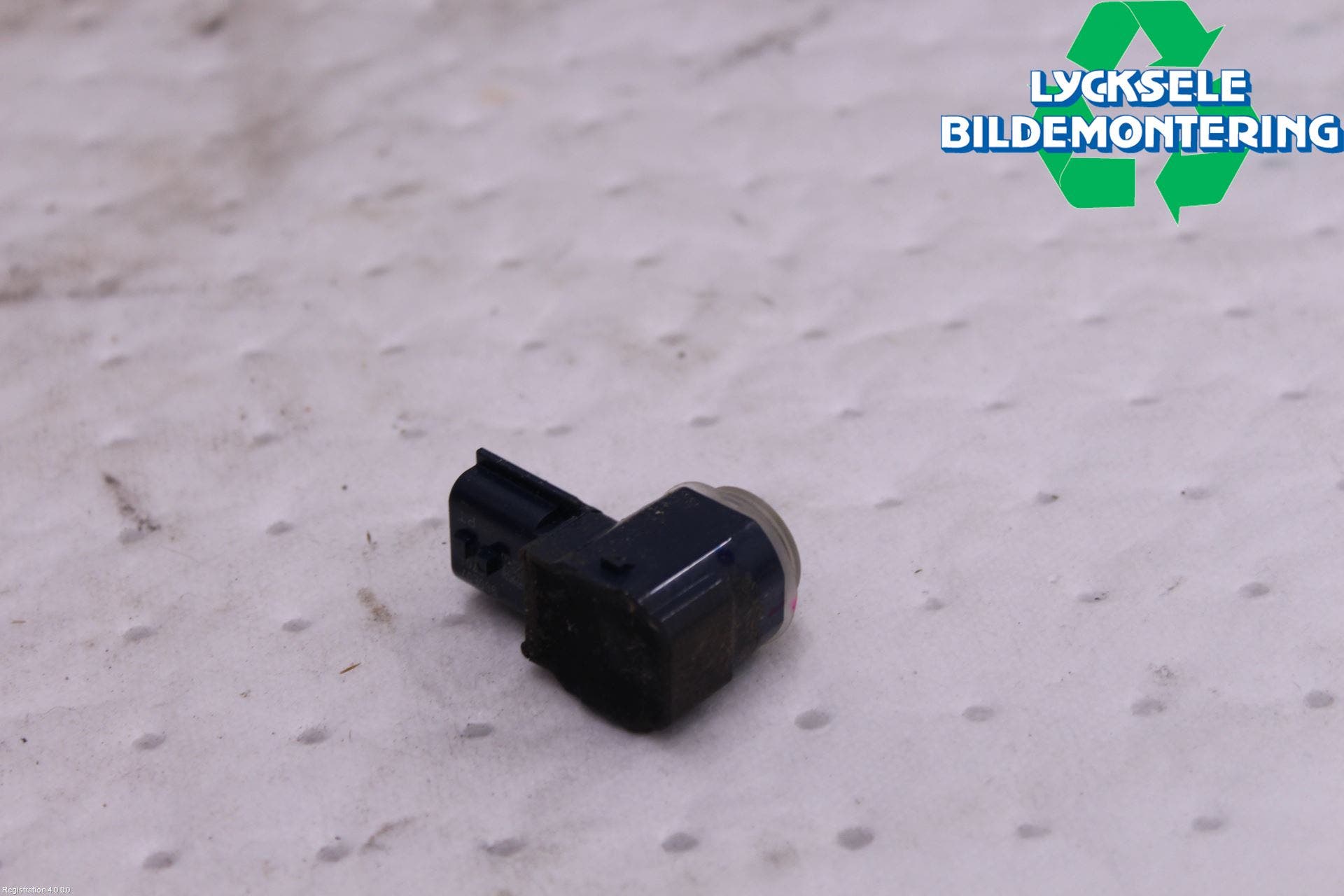 Mitsubishi OUTLANDER 13-21 Parkeringshjälp Backsensor