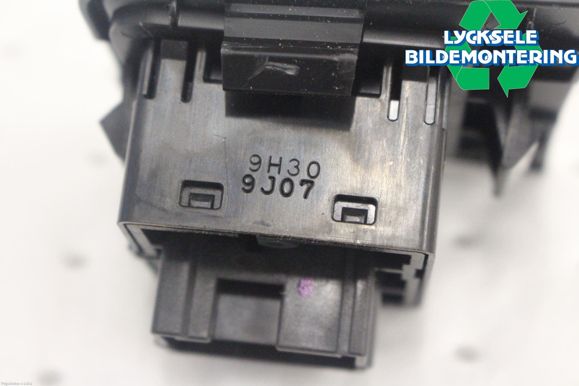 Mitsubishi OUTLANDER 13-21 Relä Stolvärme