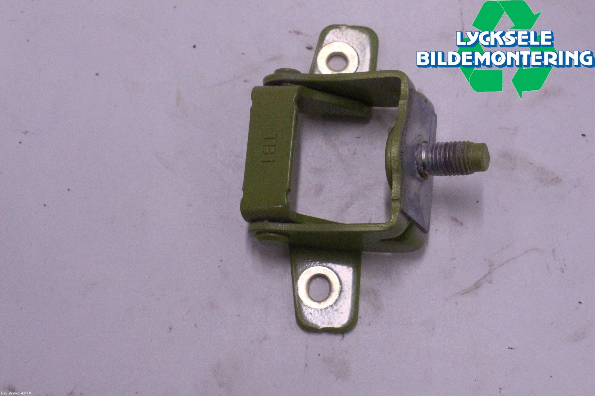 Hyundai i10 LA 20- Bakluckegångjärn Vä