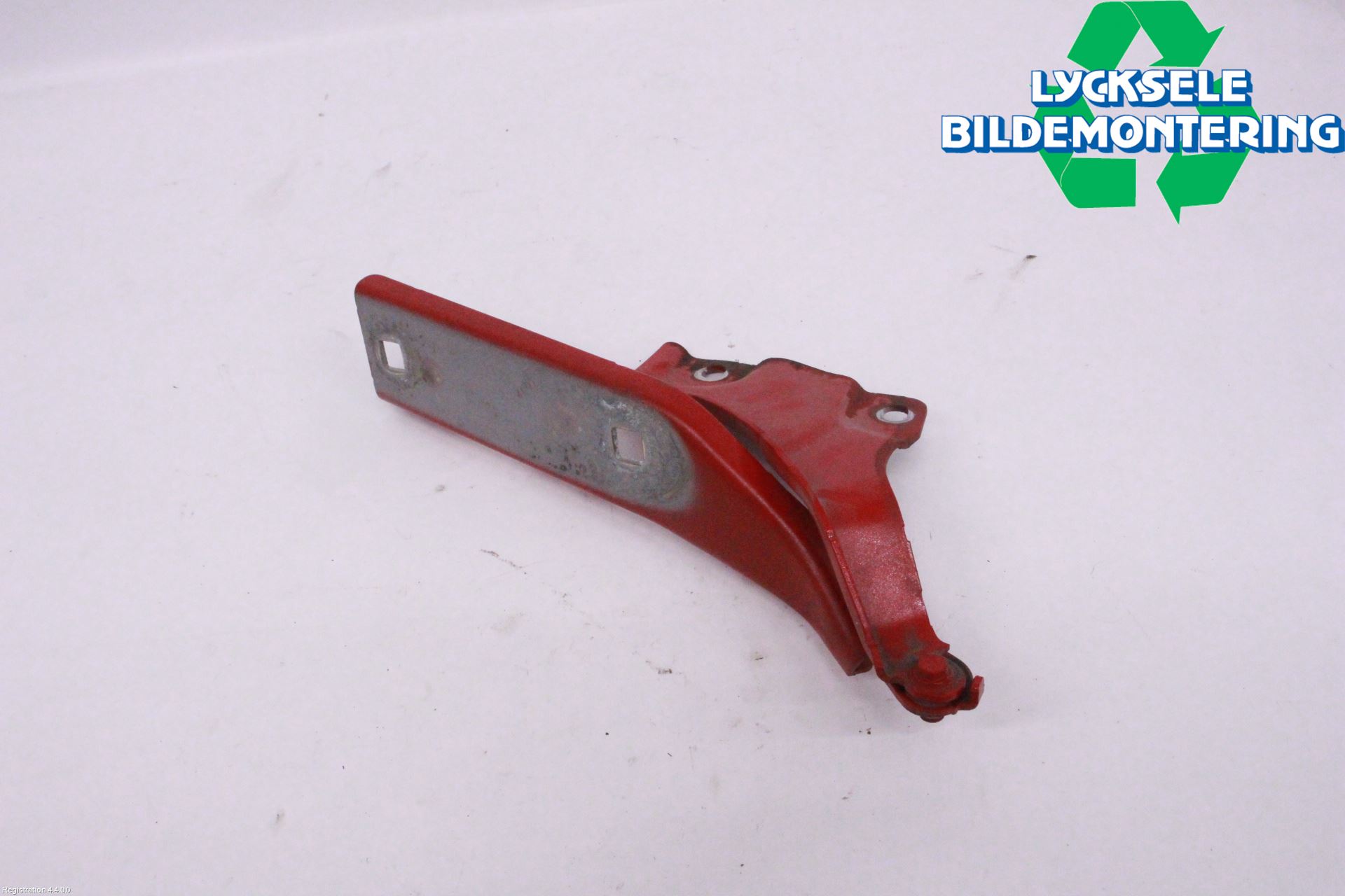 Audi Q2/SQ2 17- Huvgångjärn