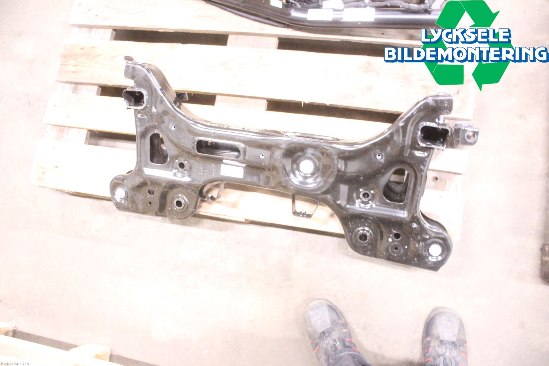 Skoda KAMIQ 20- Framvagnsbalk