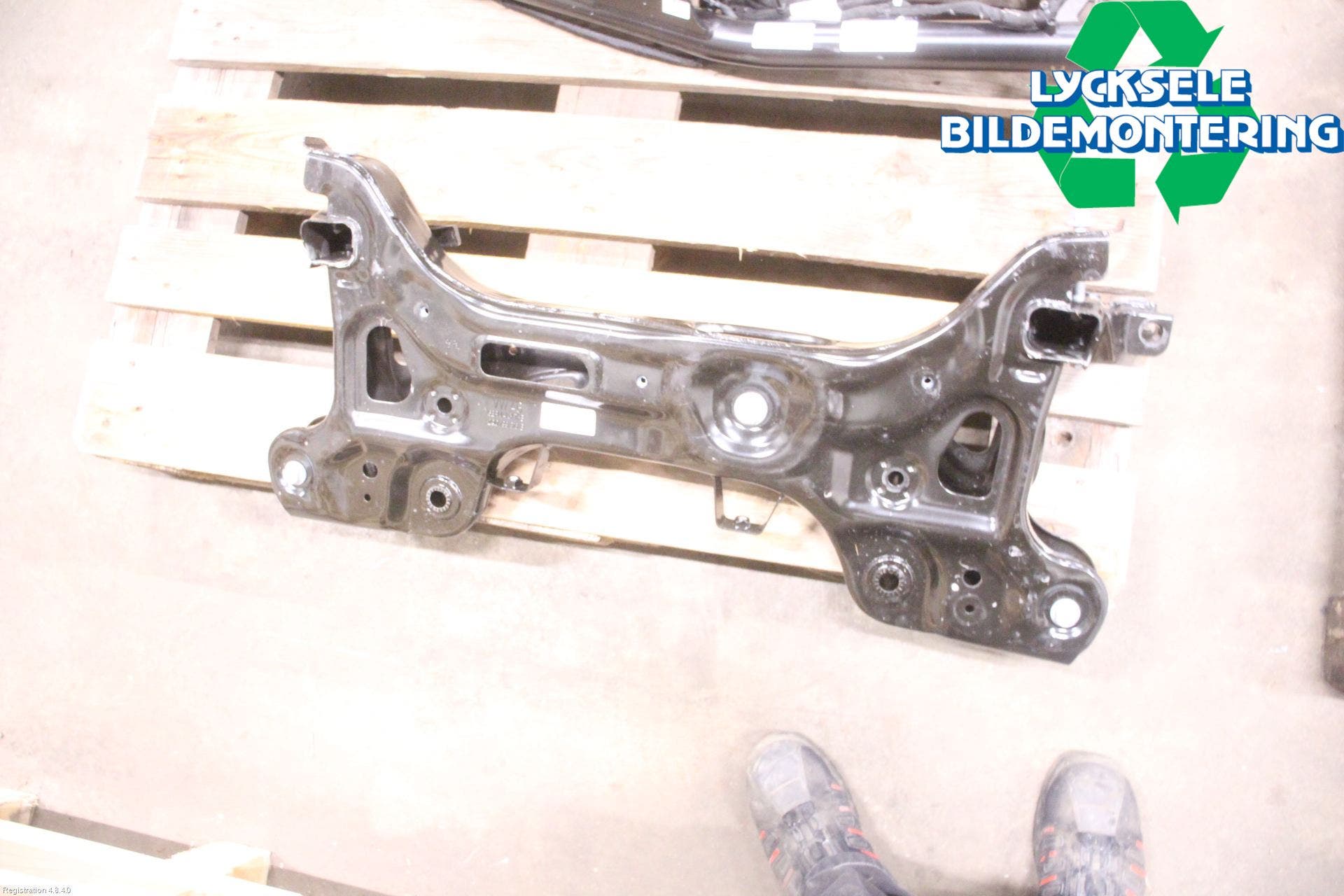 Skoda KAMIQ 20- Framvagnsbalk