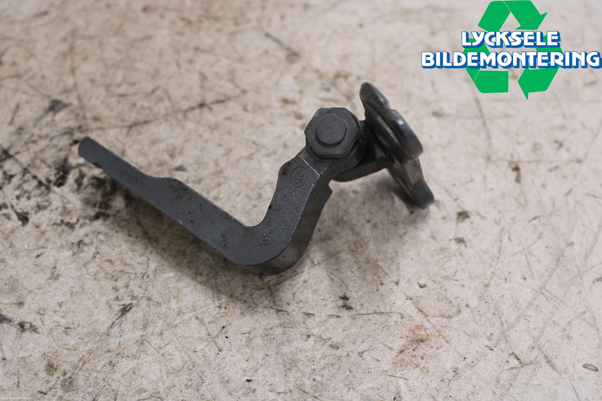 Volvo V90 17->> Dörrgångjärn