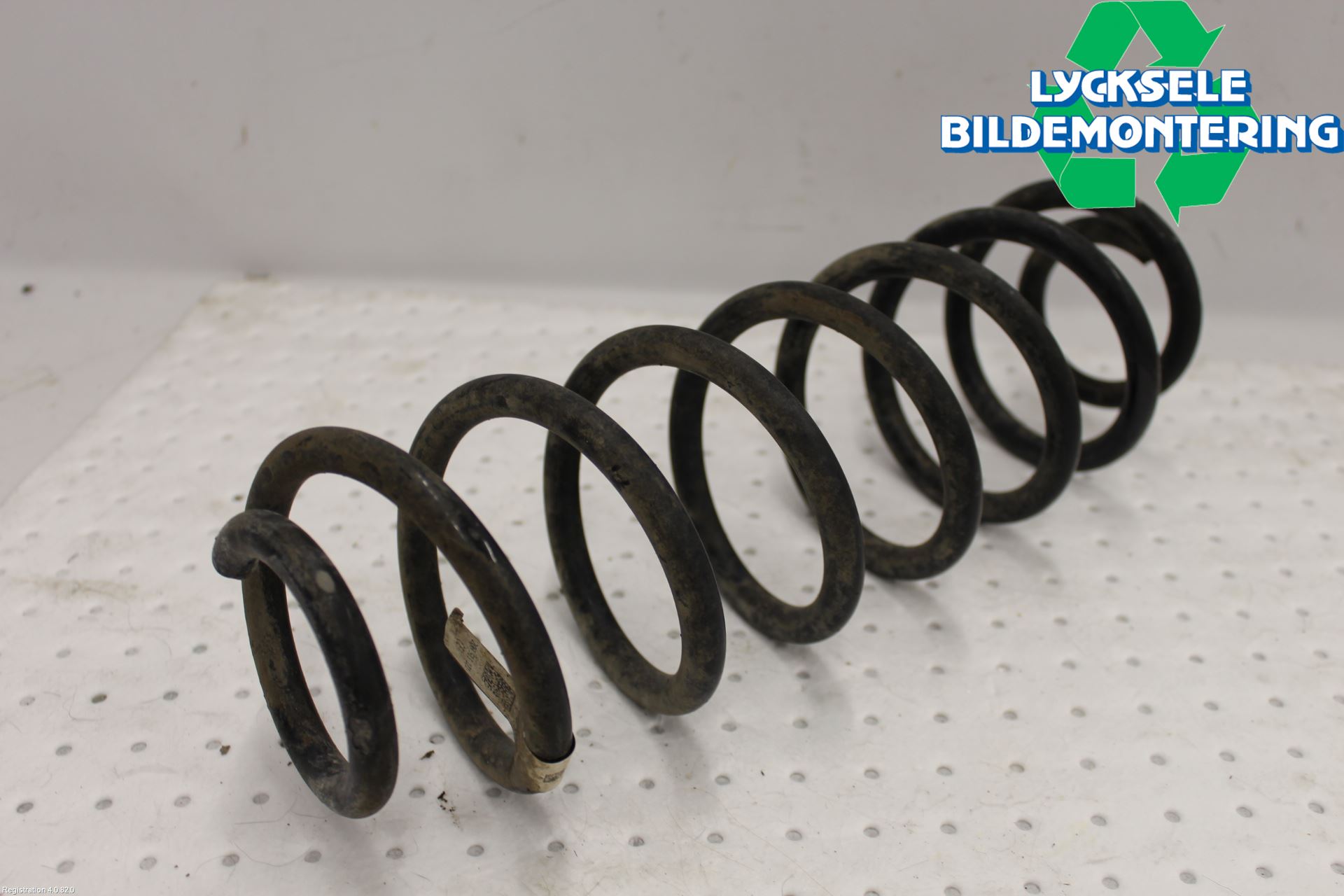 Skoda KAMIQ 20- Fjäder Bak