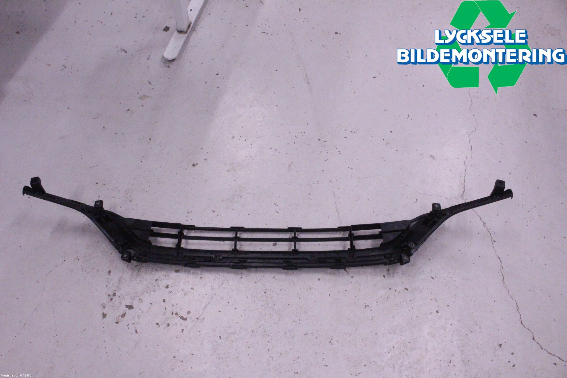 Kia VENGA 10-19 Grill-Galler