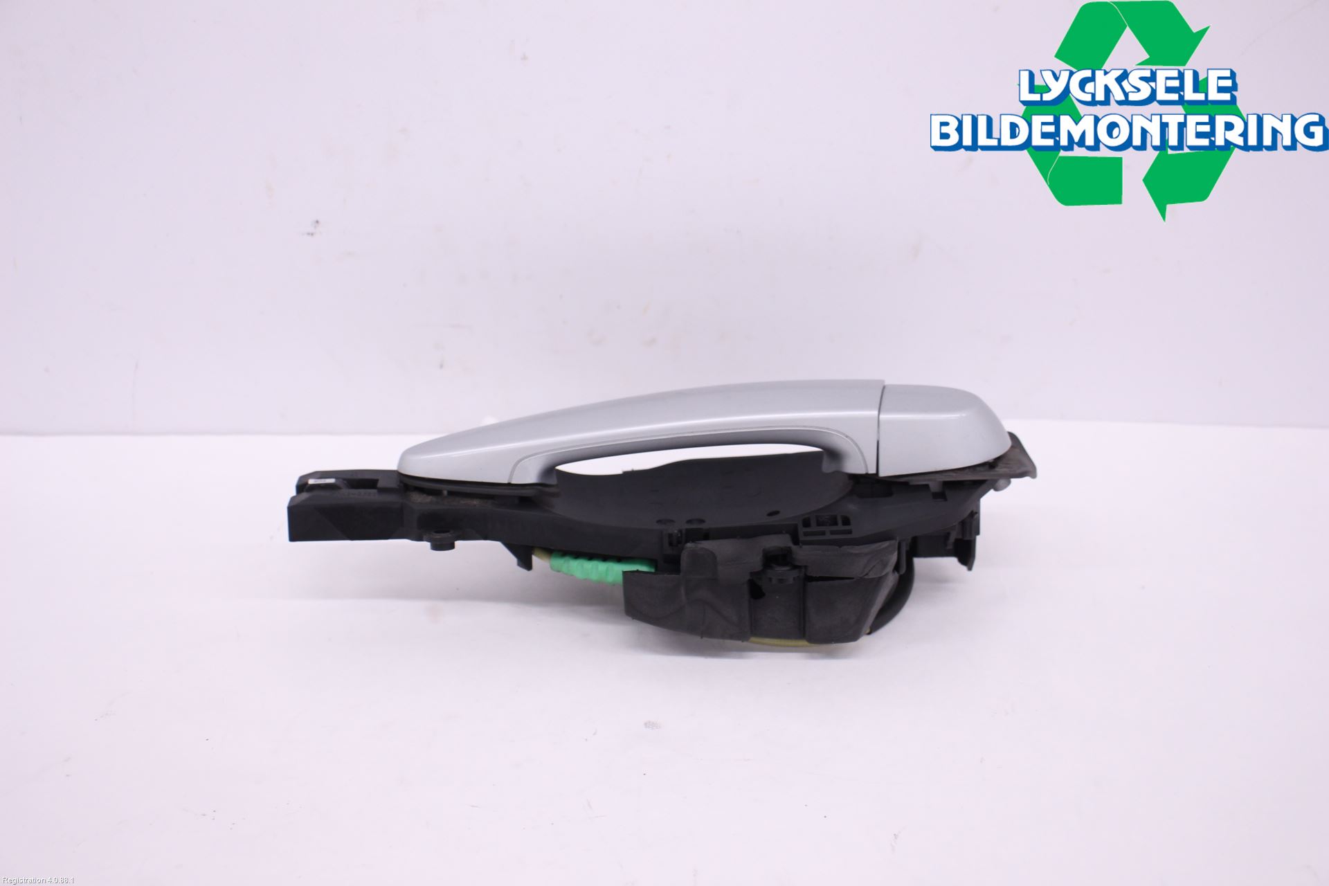 BMW X4 F26 14-18 Dörrhandtag Yttre Vä