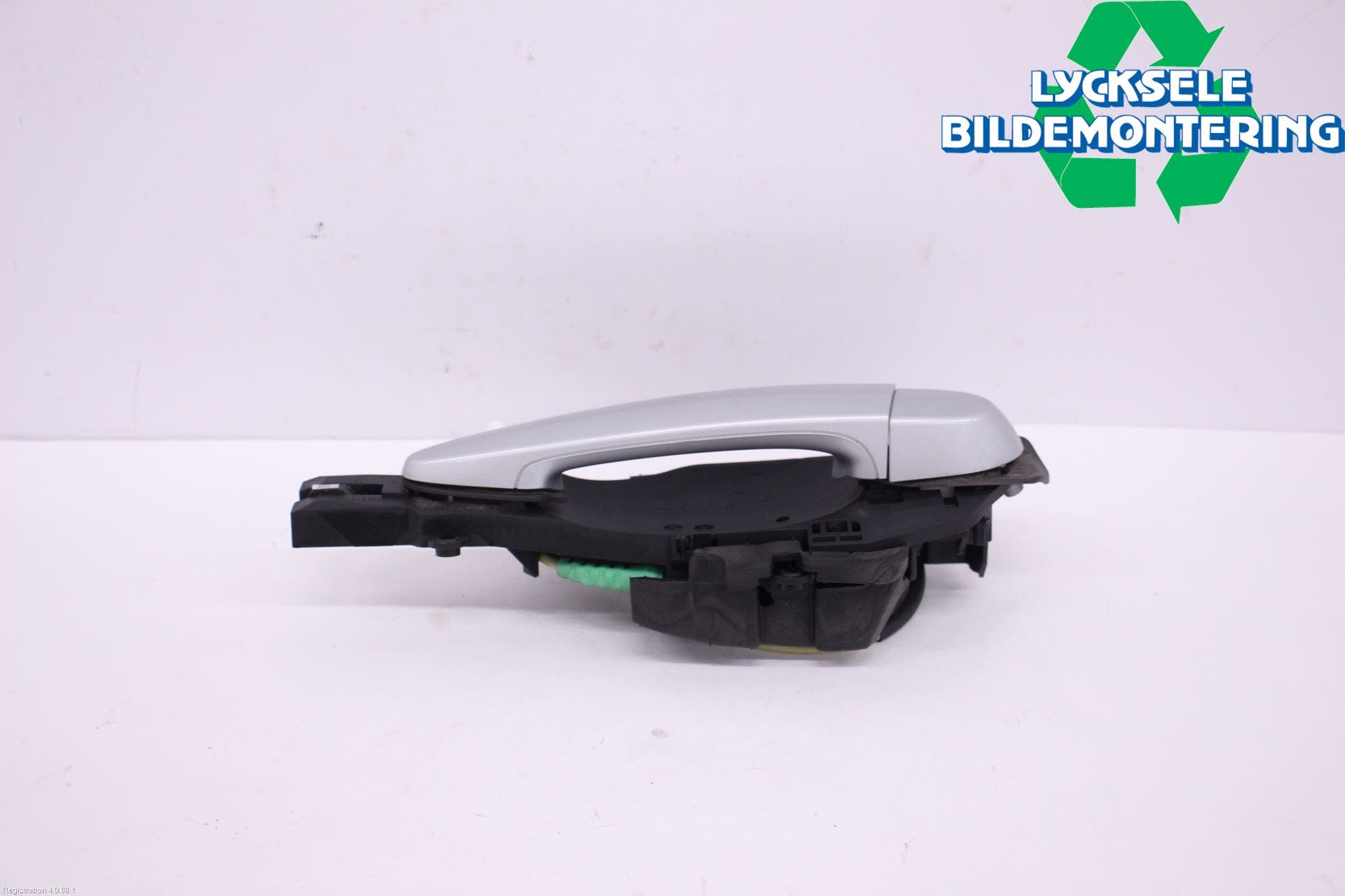 BMW X4 F26 14-18 Dörrhandtag Yttre Vä