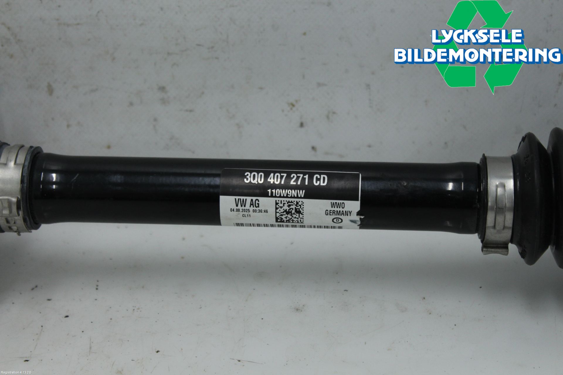 Volkswagen VW PASSAT 24- Drivaxel Fram Vänster