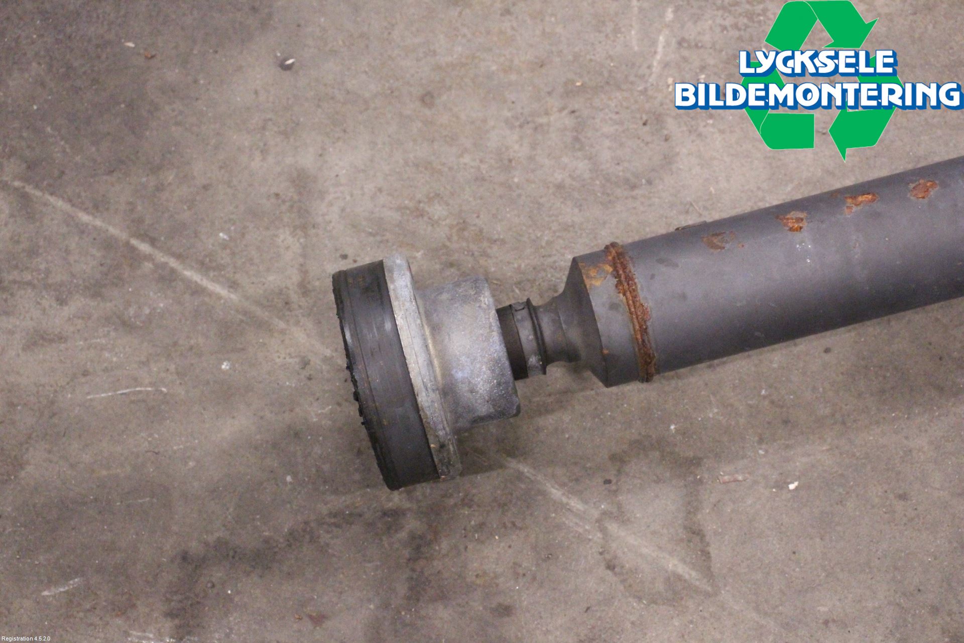 Audi A8/S8 4D 94-02 Mellanaxel Komp