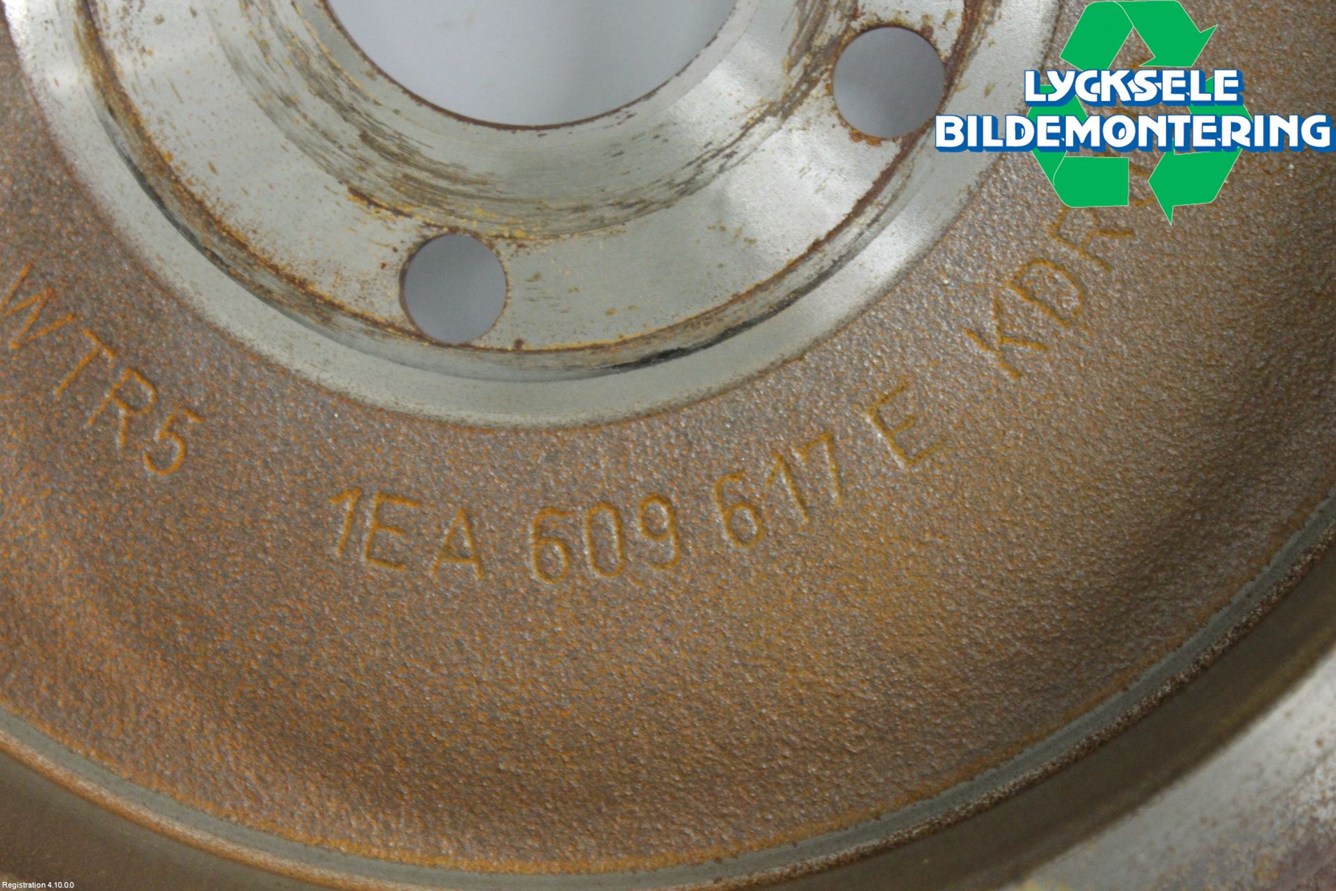 Skoda ENYAQ iV 21- Bromstrumma Bak