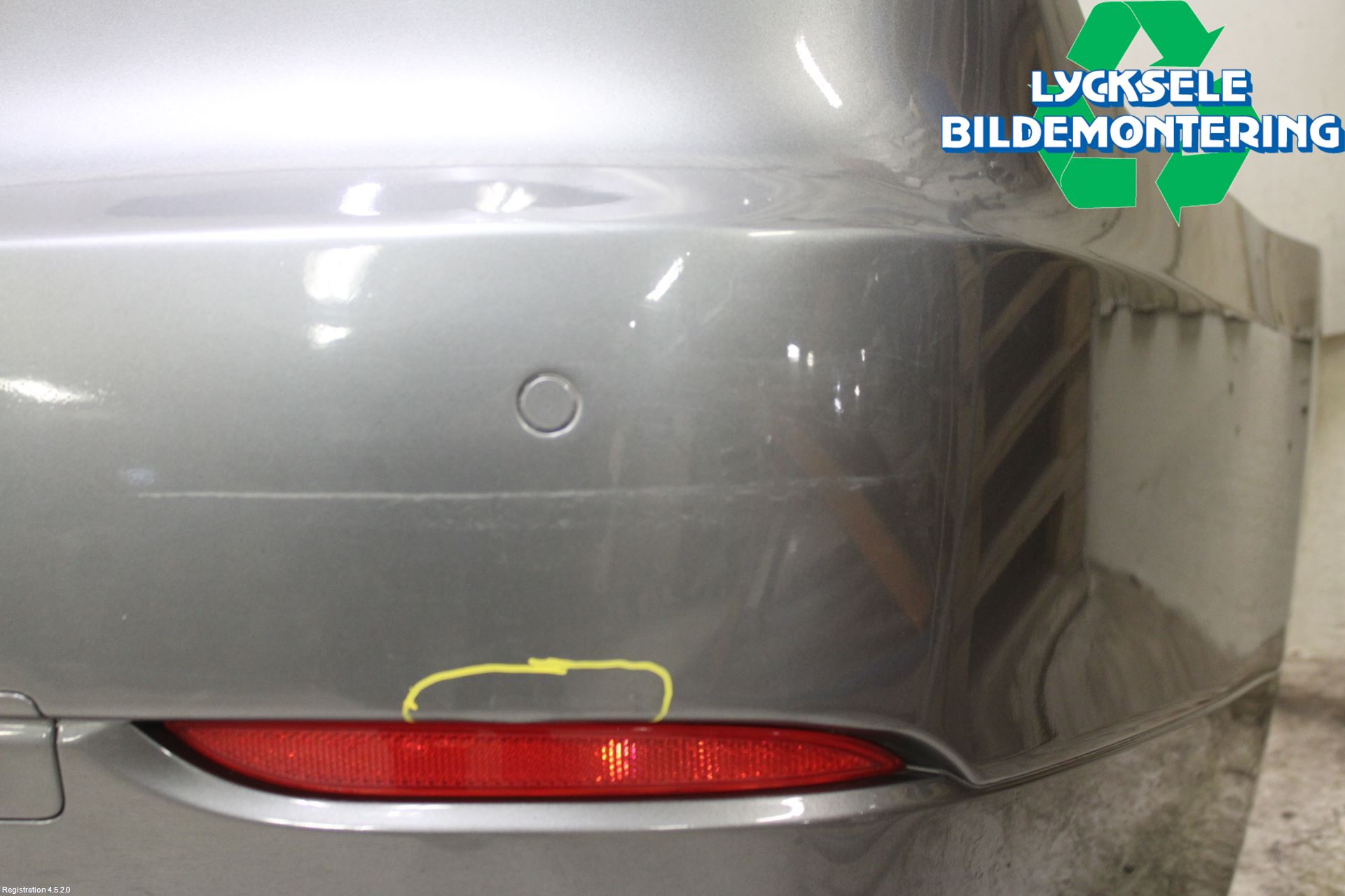 BMW 5 E60/61 Sed/Tou 02-10 Stötfångarbeklädnad Bak