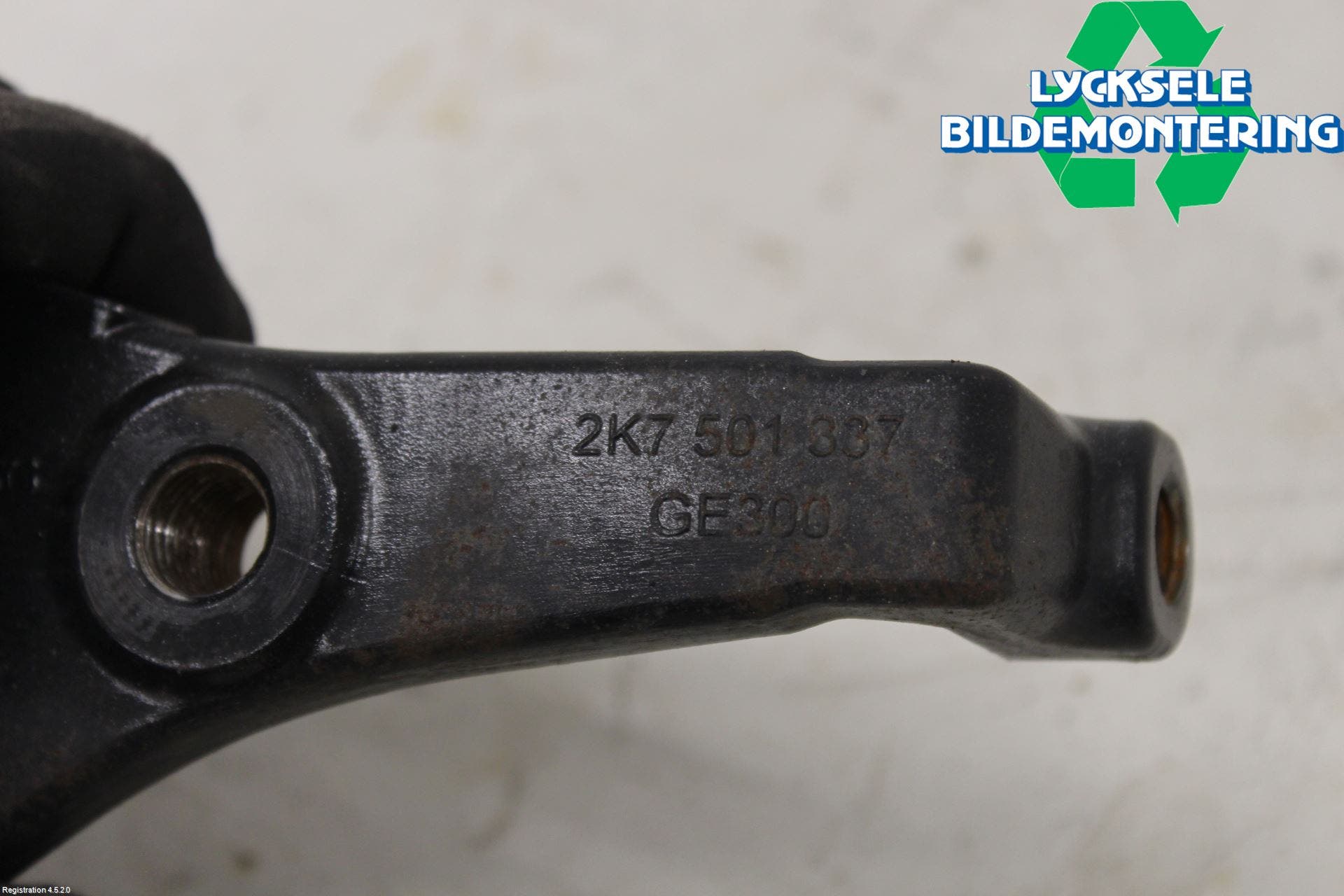 Volkswagen VW CADDY 21- Bakaxel Fäste