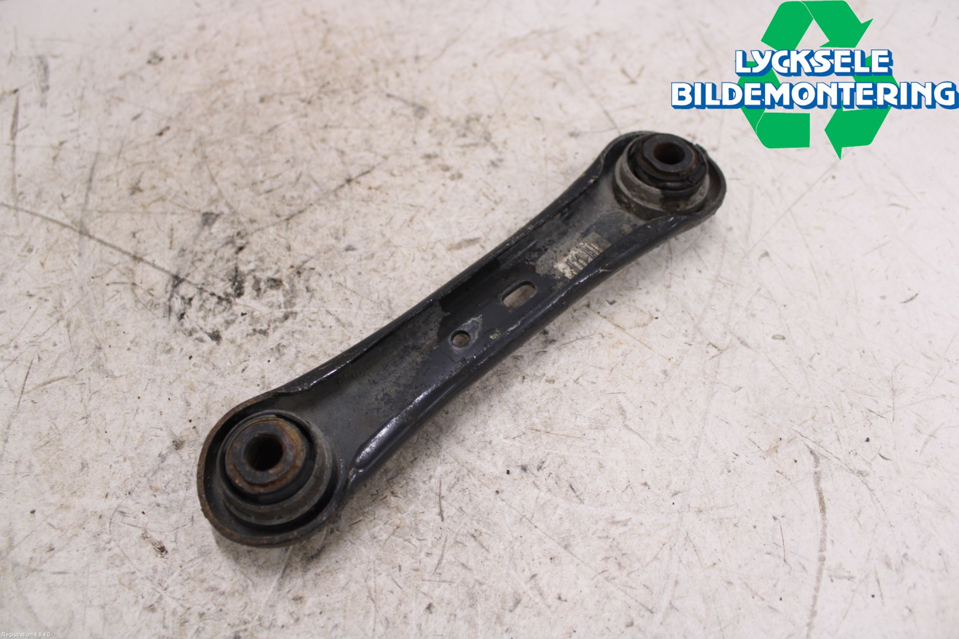 Volvo XC70 08-13 Bärarm Bak Vänster