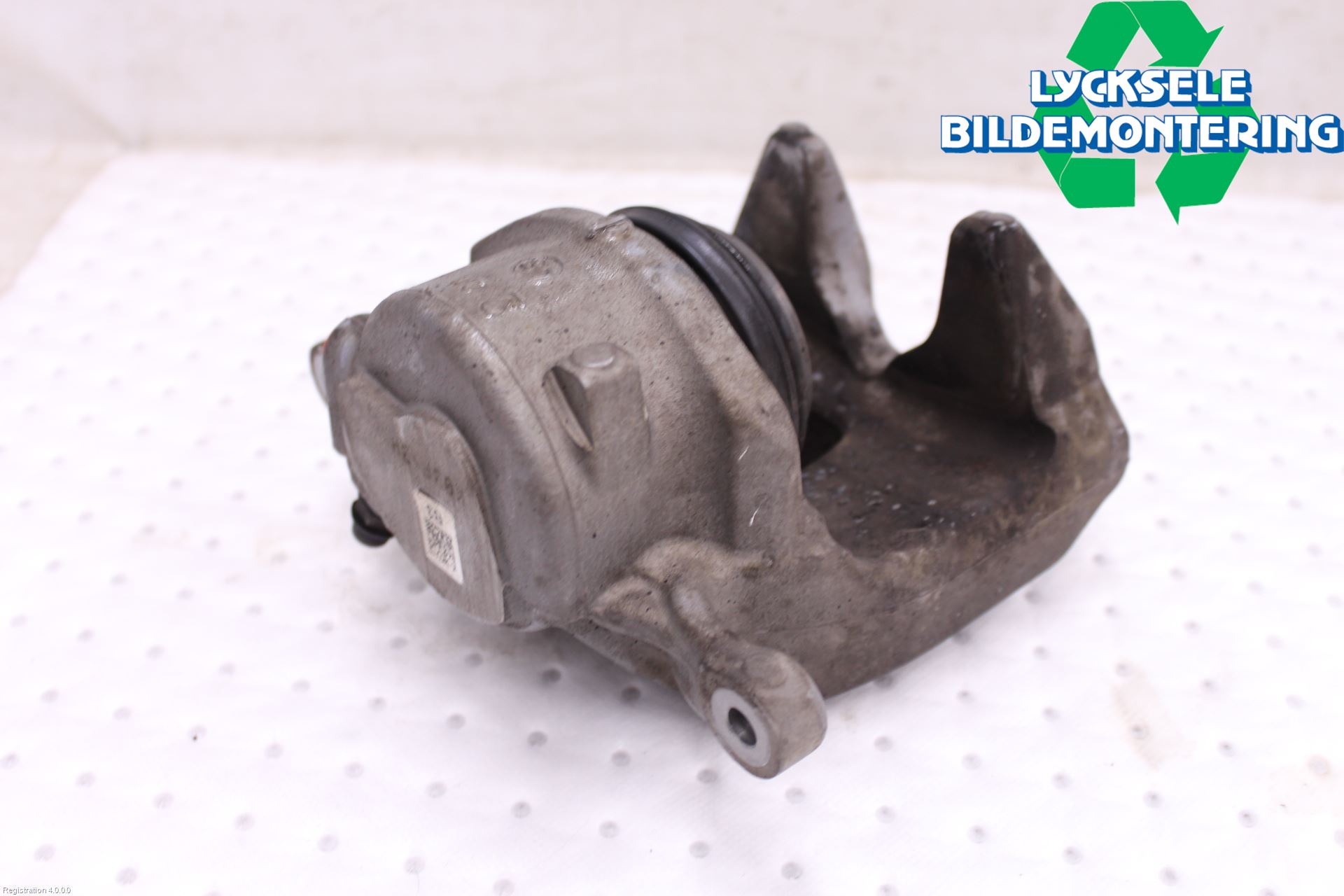BMW 5 G30/G31/F90 17-23 Bromsok Fram Höger