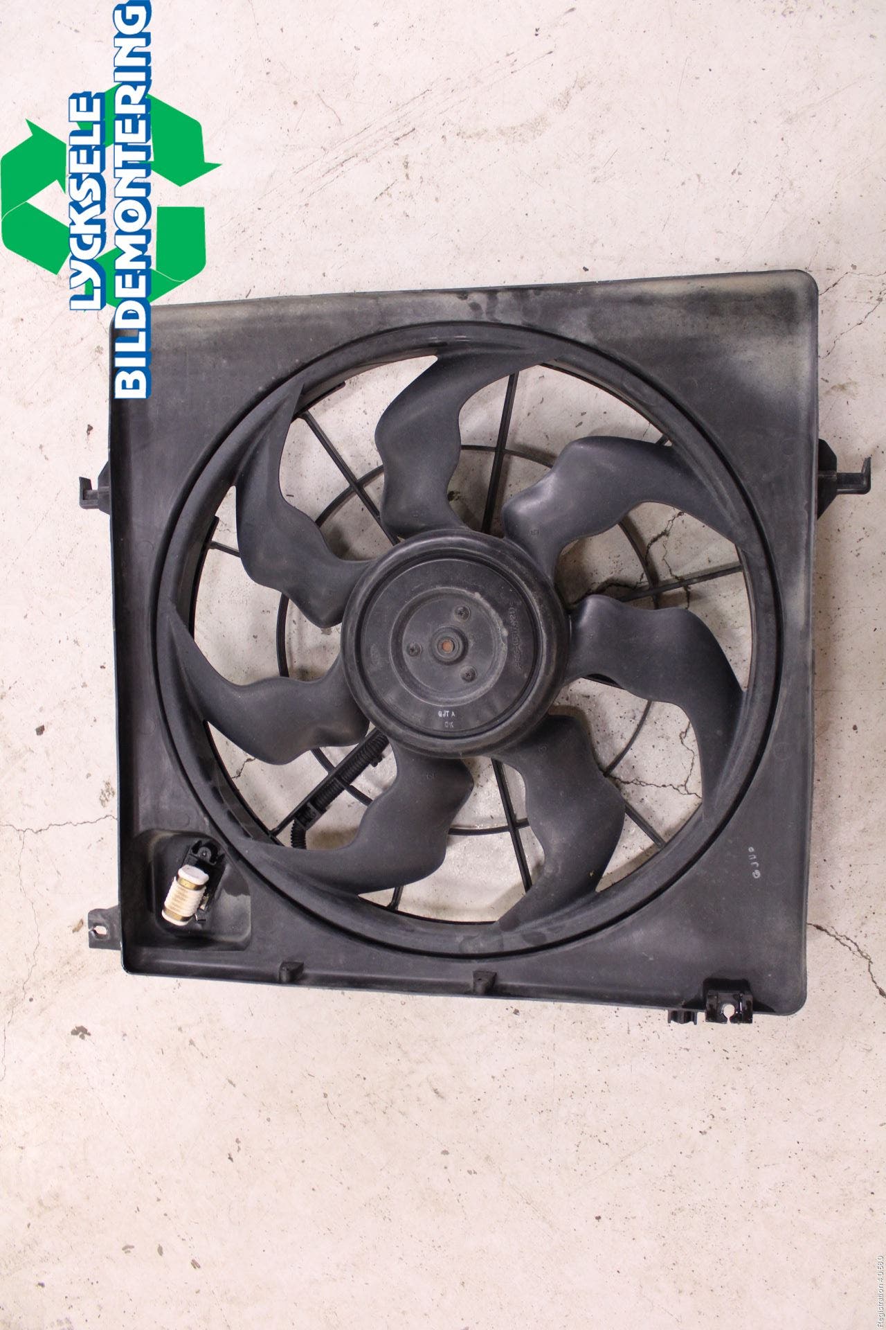 Hyundai SANTA FE 06-12 Kylfläkt El