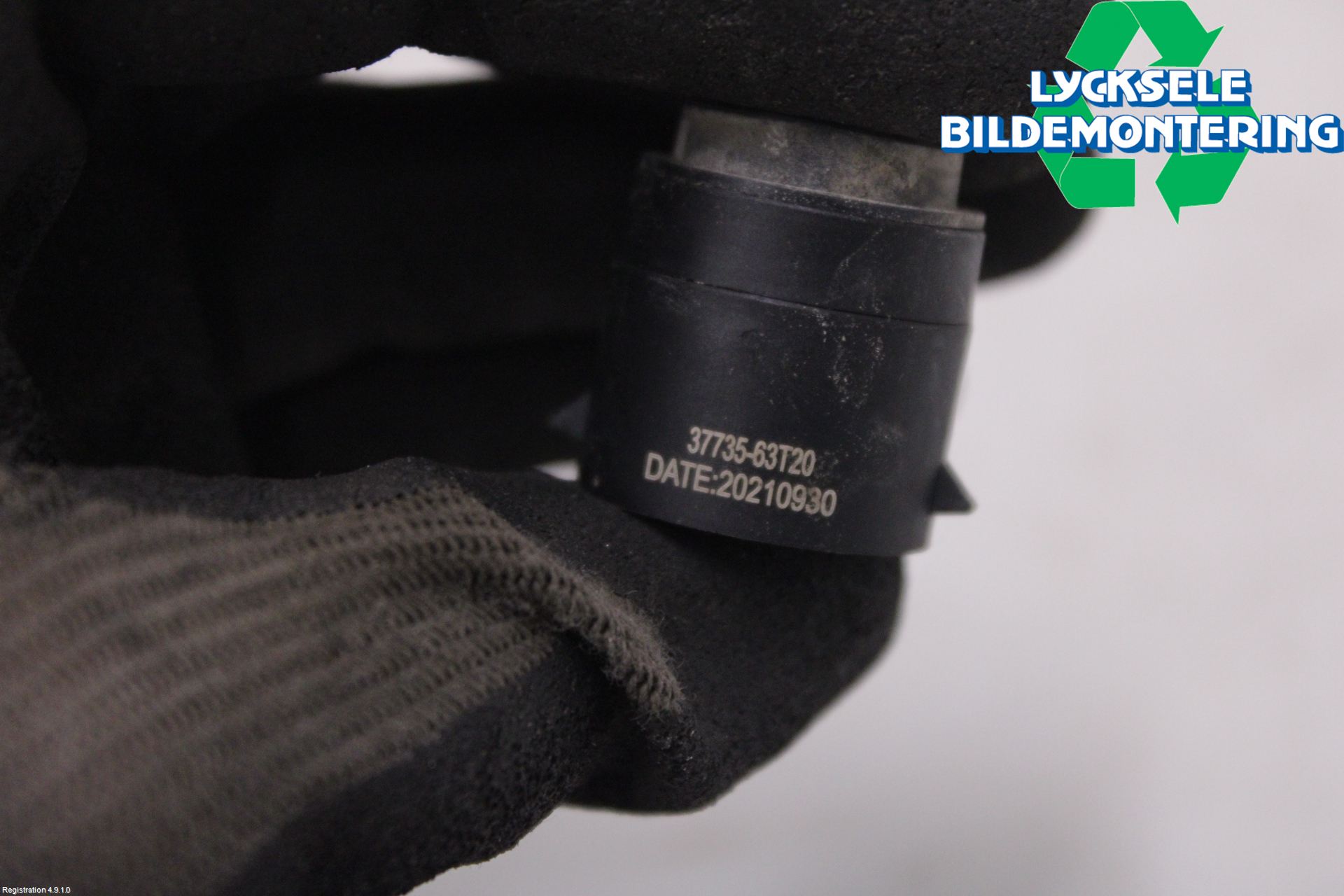 Suzuki SX4 S-CROSS 22- Parkeringshjälp Backsensor