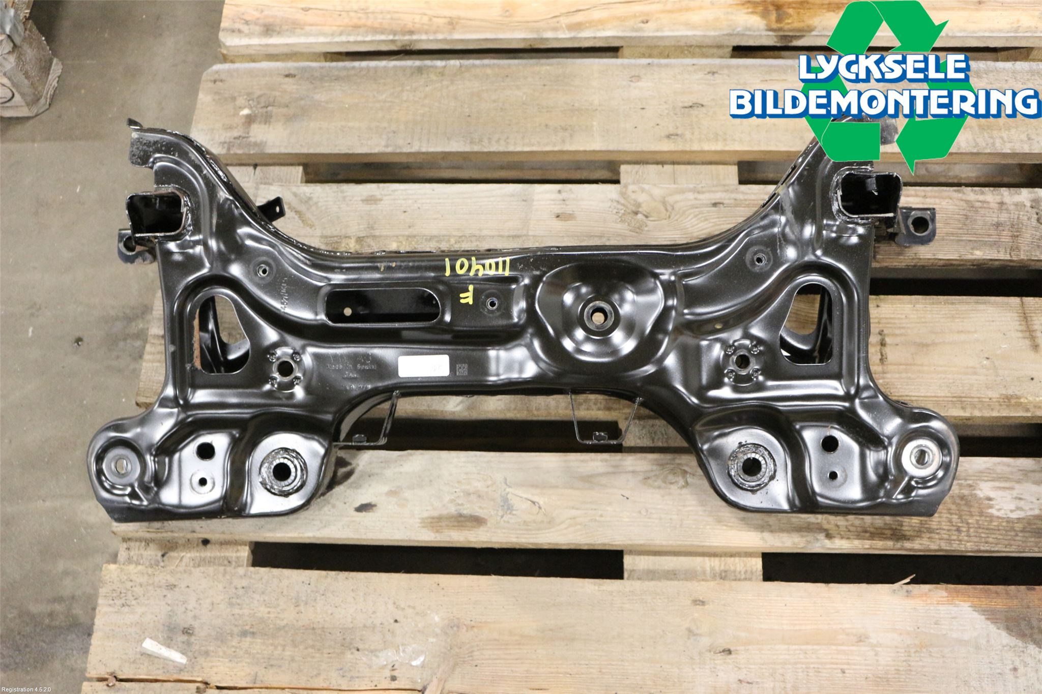 Volkswagen VW T-CROSS 19- Framvagnsbalk