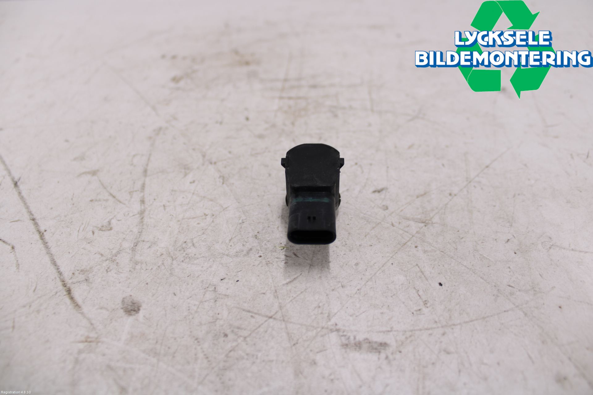 Audi A6 ALLROAD 12-18 Parkeringshjälp Frontsensor