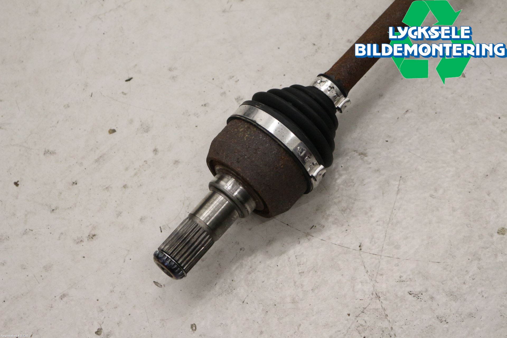 Kia SORENTO 15-20 Drivaxel Bak Vänster
