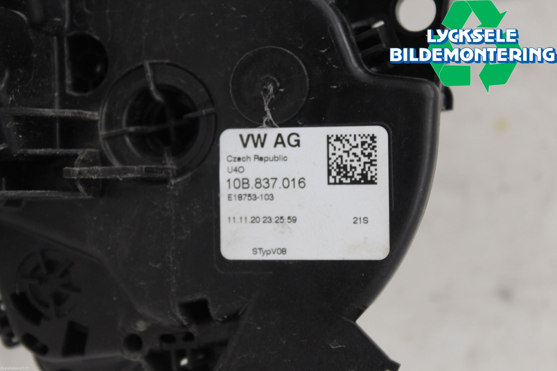 Skoda KAMIQ 20- Låskista-Dörrlås