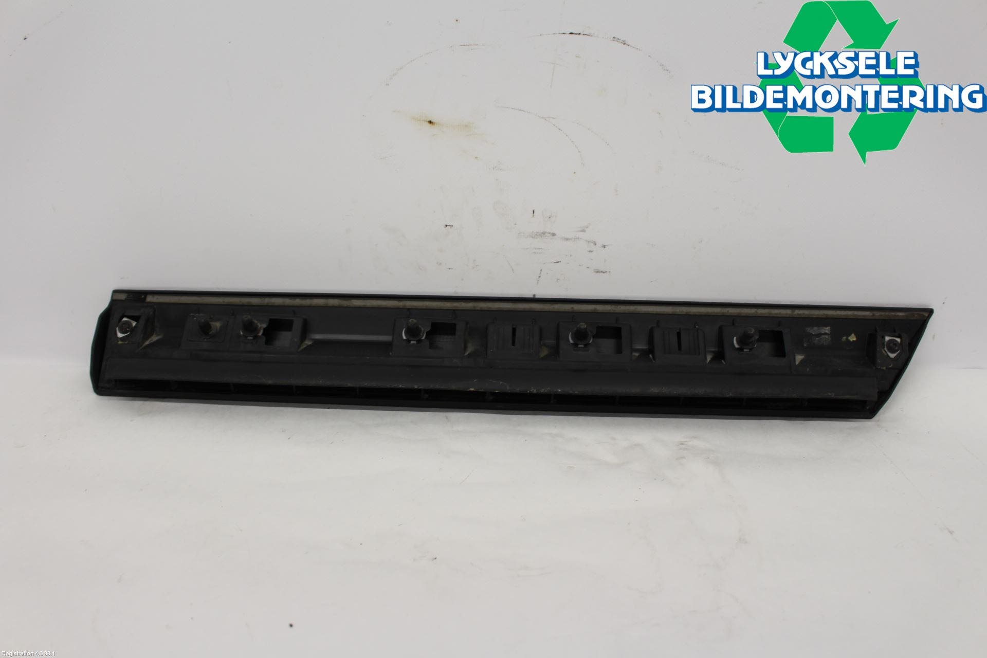 Volkswagen VW PASSAT 15-19 List Hö