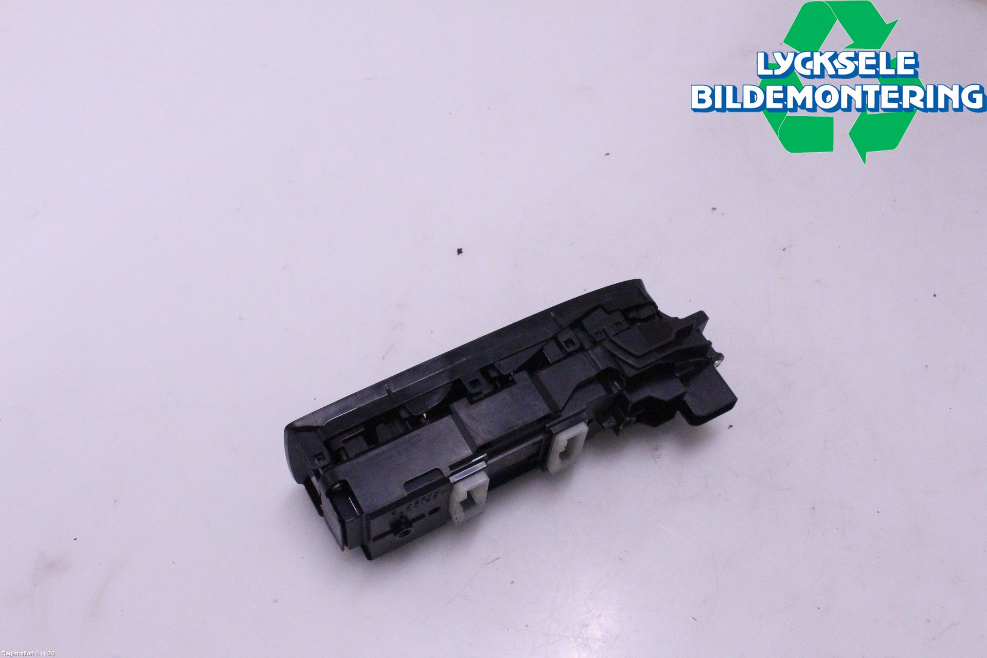 Subaru OUTBACK 21- Strömställare Elhiss