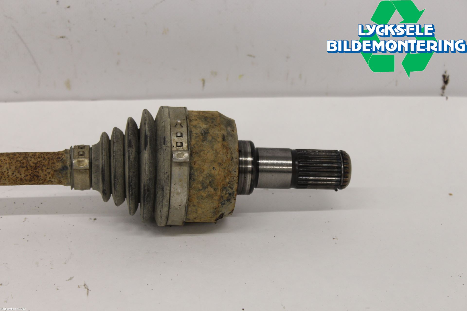 Kia SORENTO 15-20 Drivaxel Bak Höger