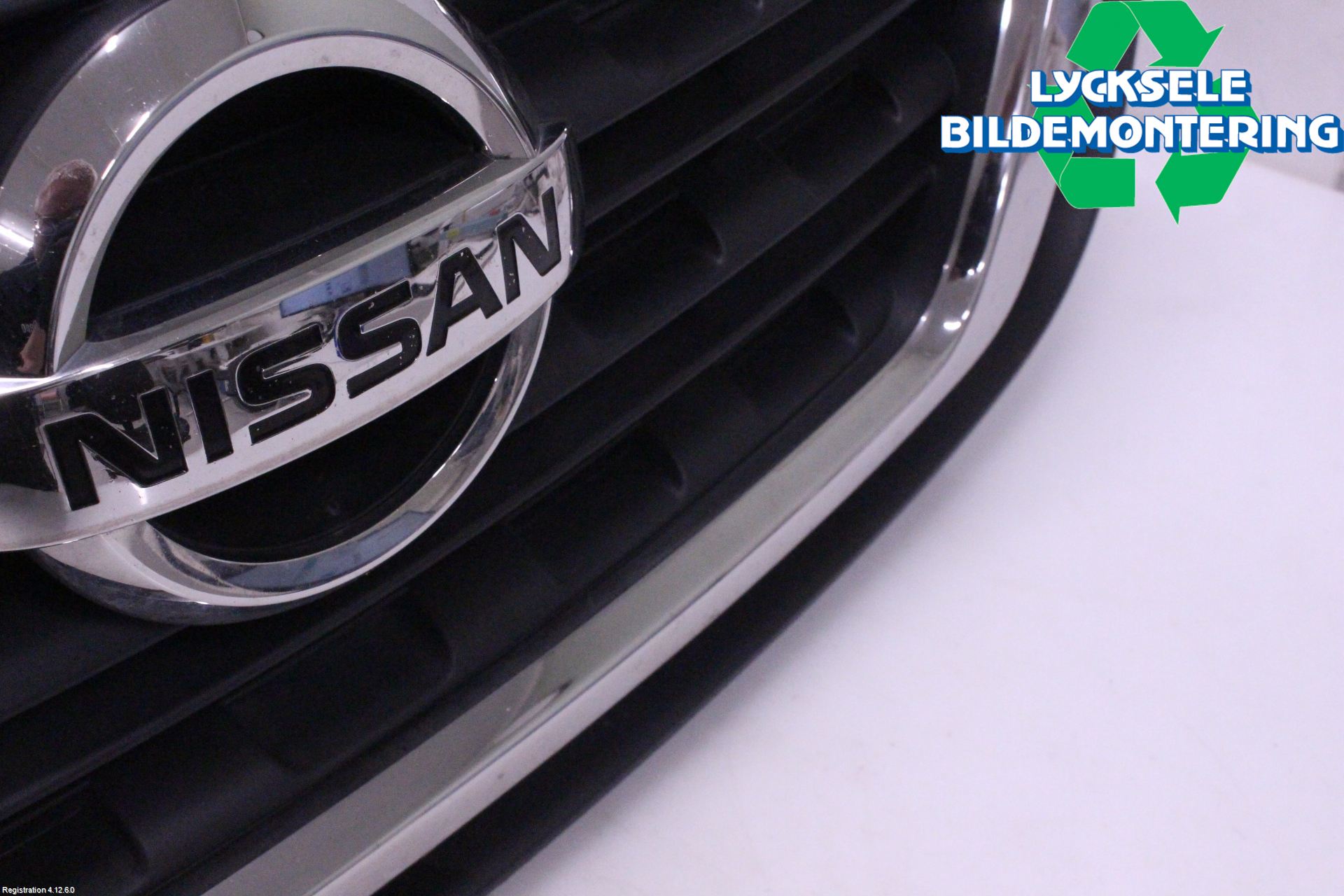 Nissan NV300 16-22 Grill Komp
