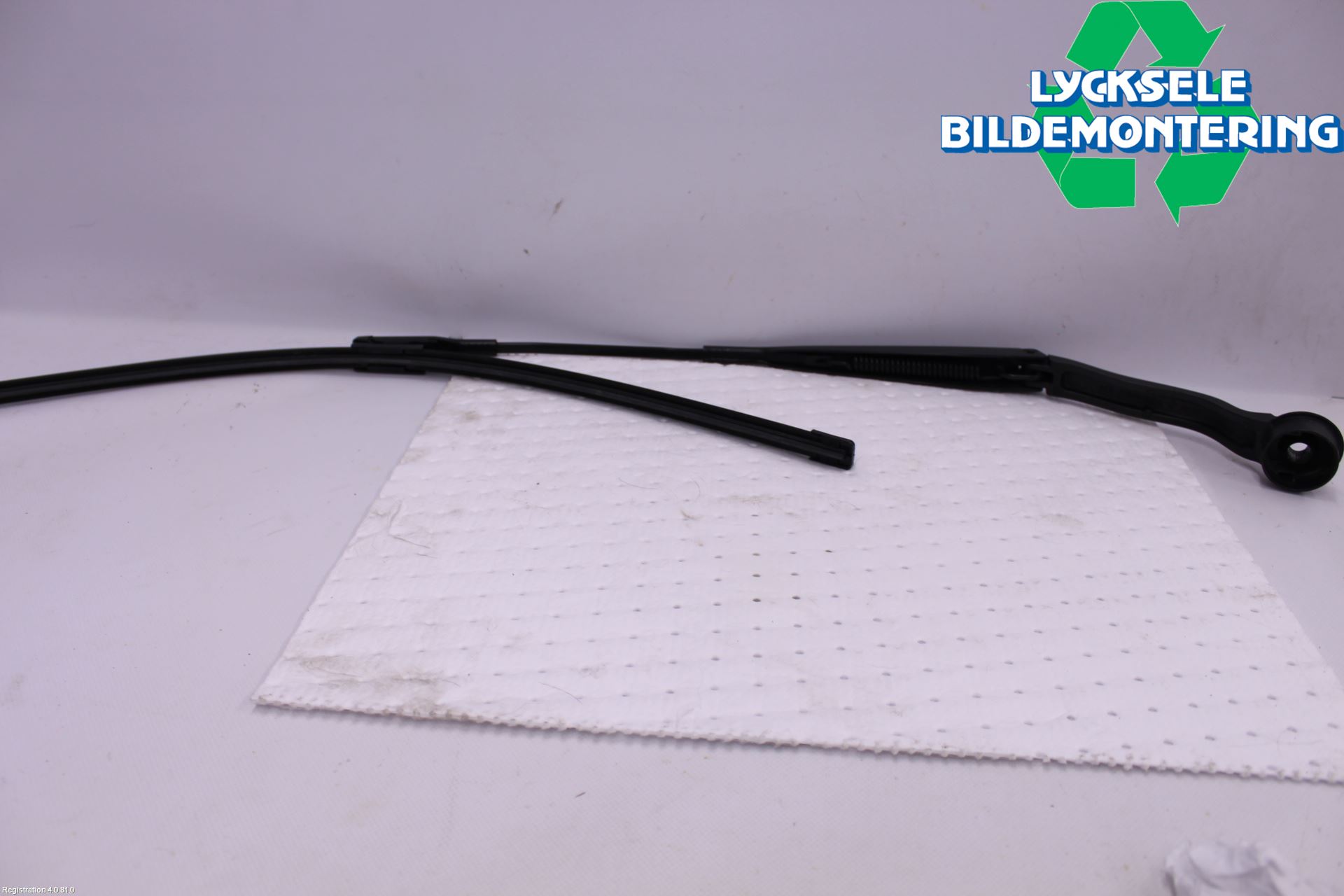 Ford KUGA 13-16 Torkararm Armar Vindruta