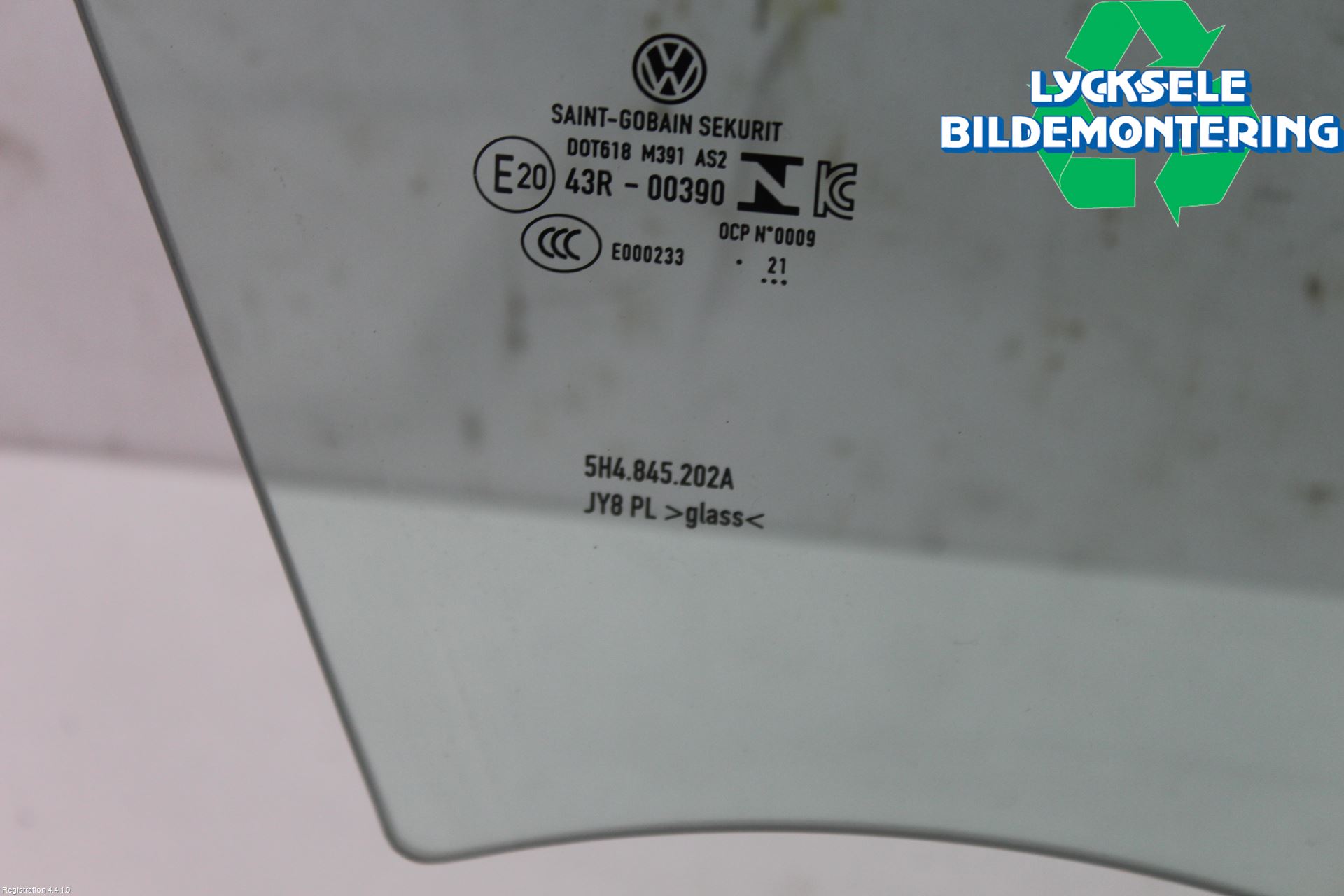 Volkswagen VW GOLF / E-GOLF VIII 20- Dörruta Fram Höger