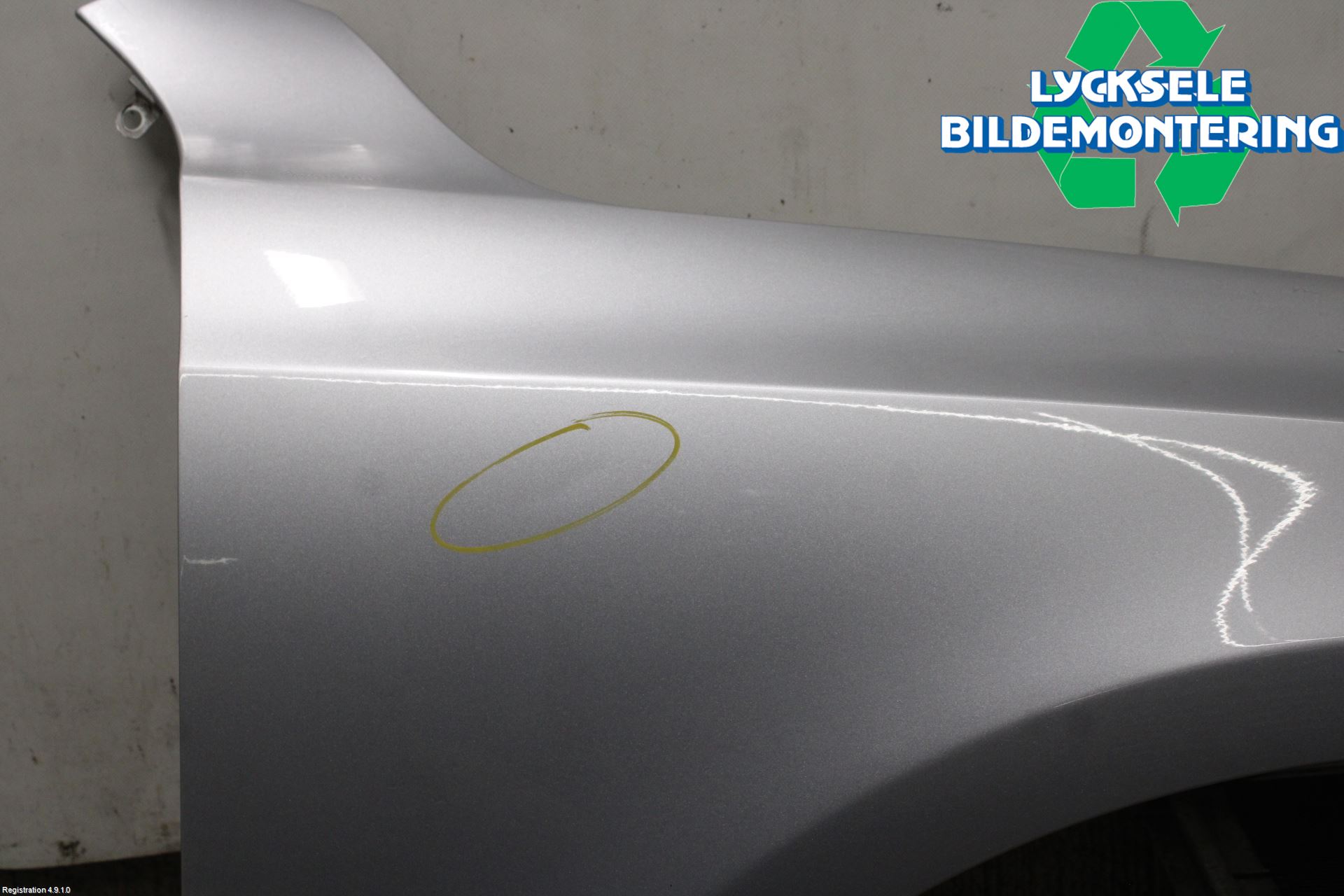 Audi Q5 09-16 Skärm Fram Höger