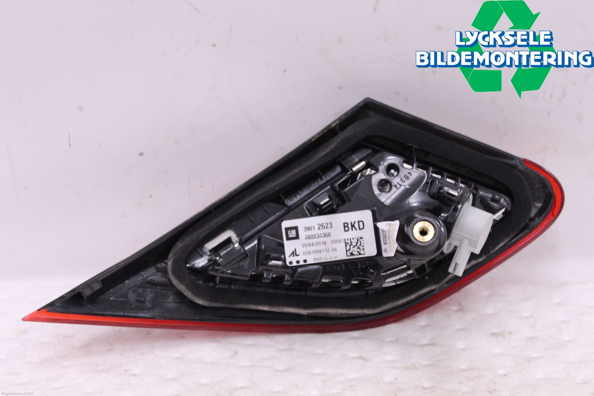 Opel CORSA E 15-19 Bakljus Lucka Vä