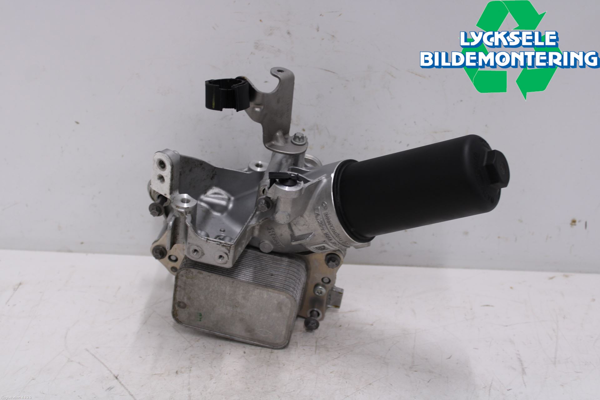 Mercedes-Benz MB C-KLASS (W206) 21- Oljefilterhållare