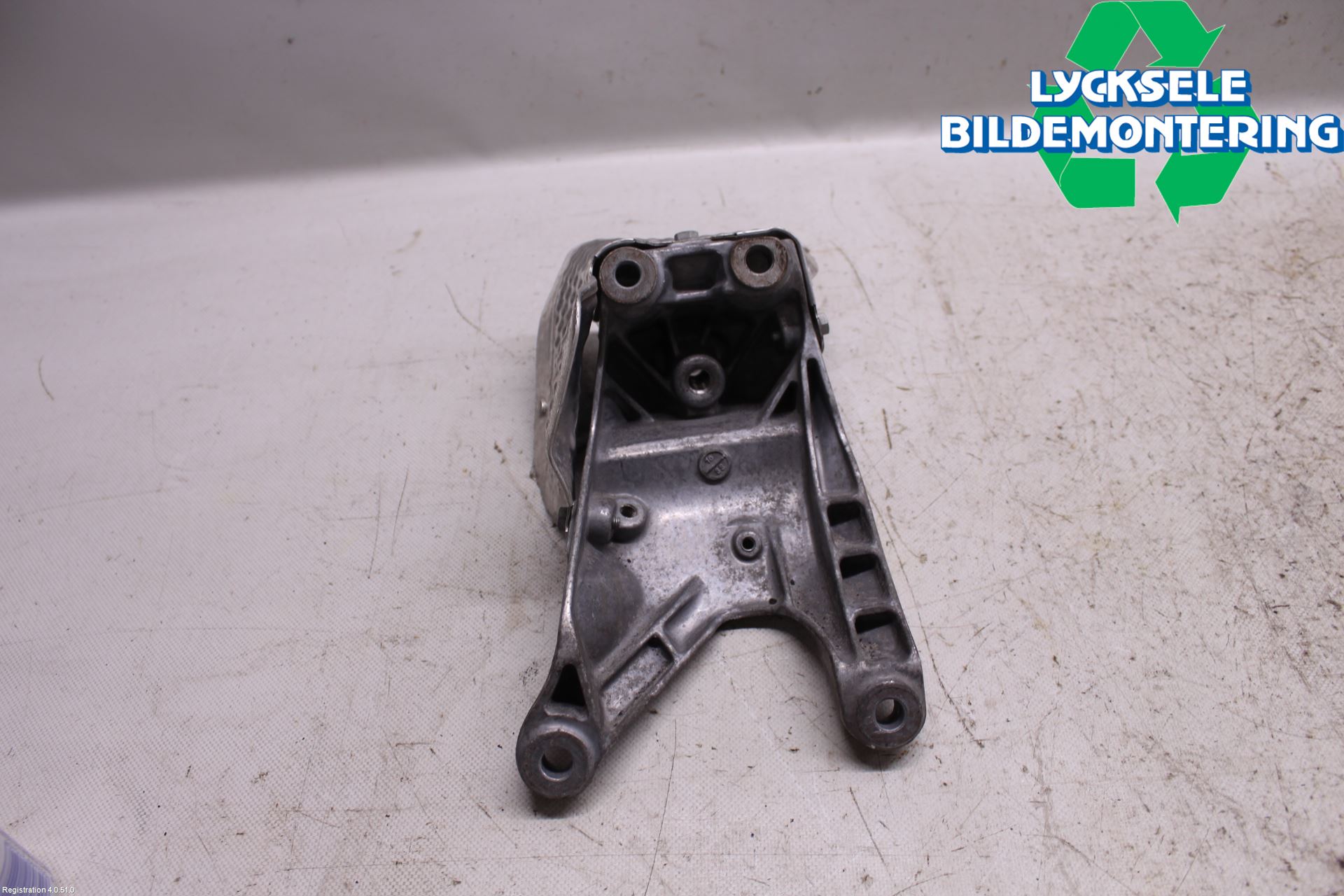 Audi A6/S6 4G 11-18 Motorfäste