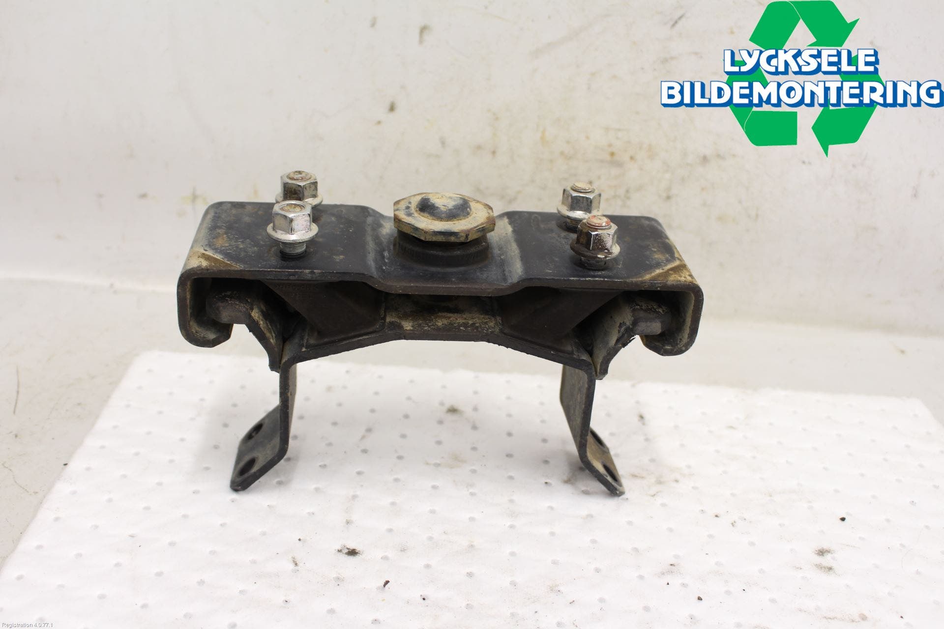 Mitsubishi L200 16-23 Växellådskudde