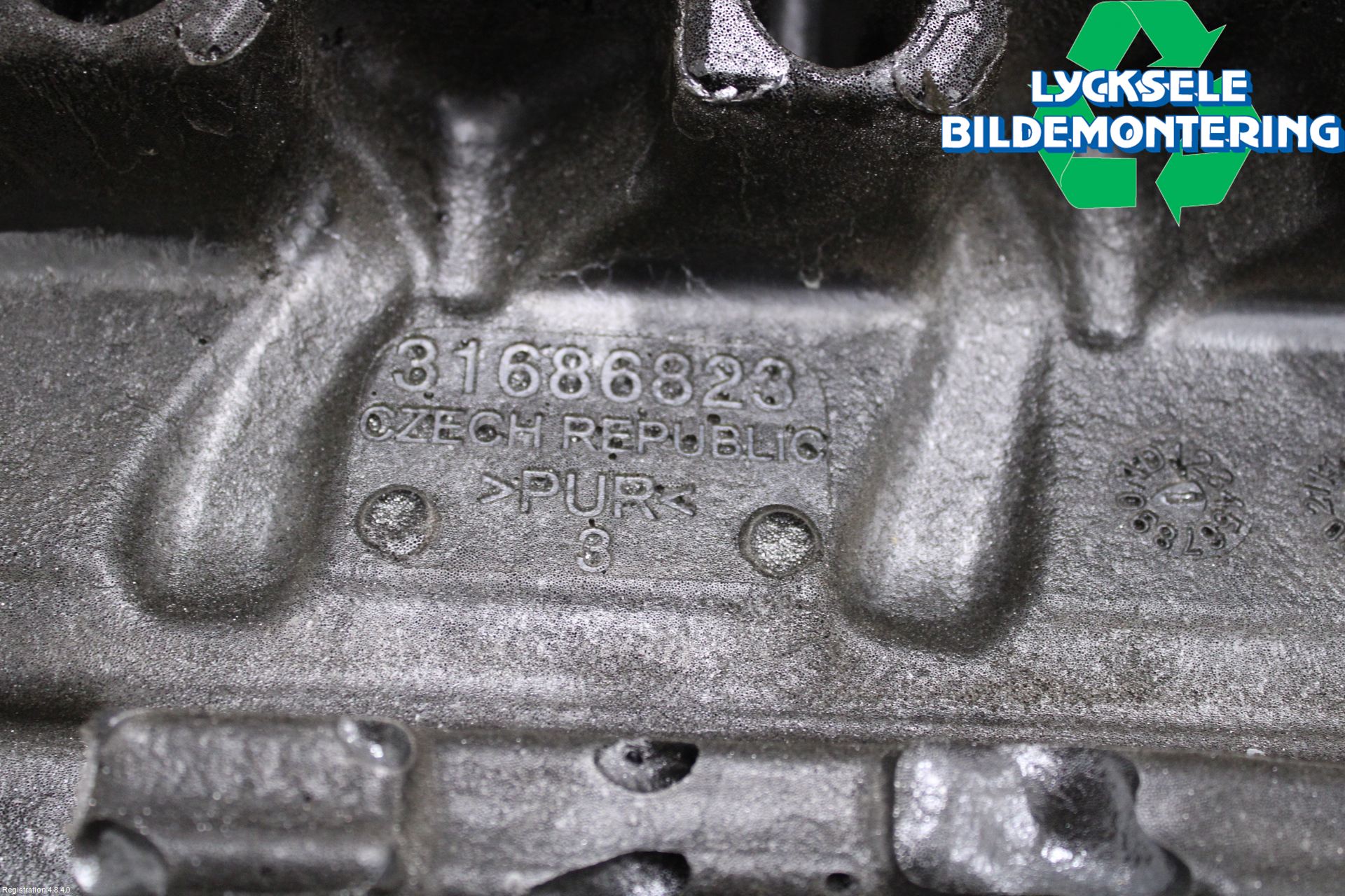 Volvo V60 19- Motorkåpa