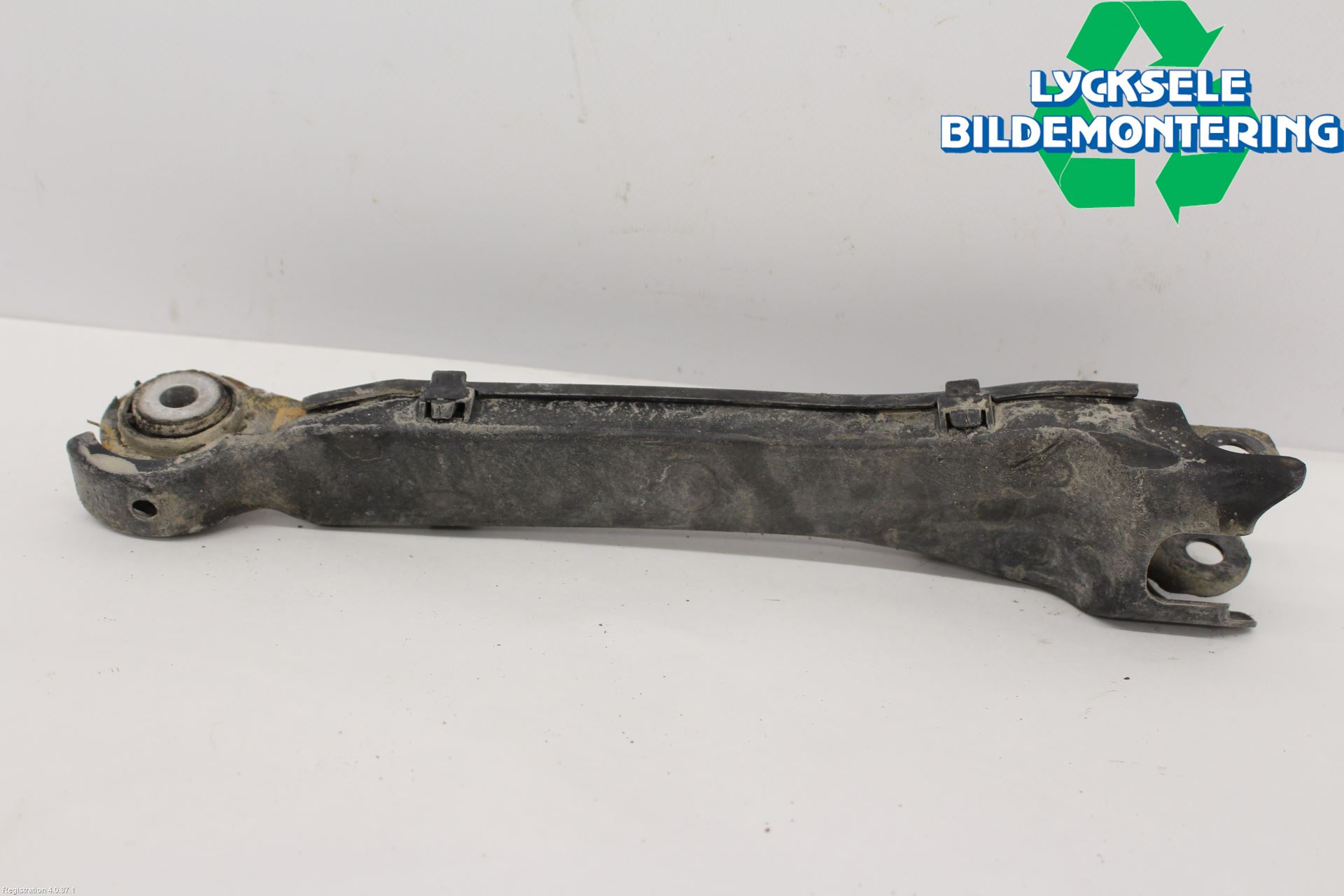 Mercedes-Benz MB E-KLASS (W213) 16-23 Bärarm Bak Höger