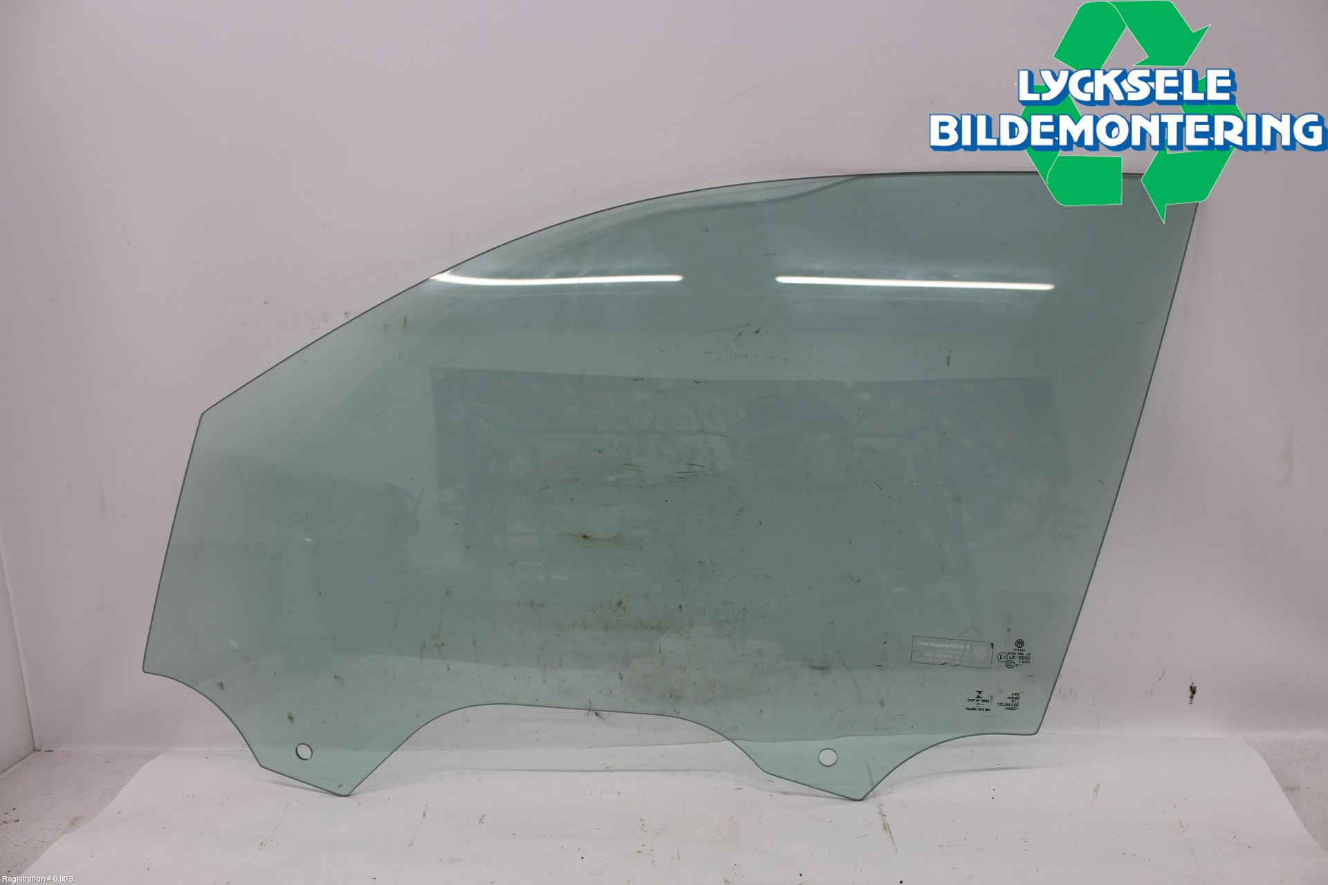 Volkswagen VW TIGUAN 16-24 Dörruta Fram Vänster