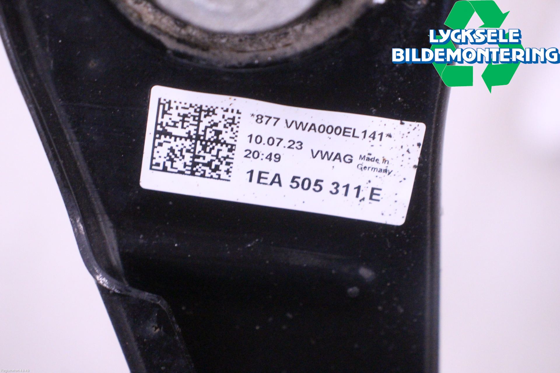 Volkswagen VW ID.4 21- Bärarm Bak Vä-Hö