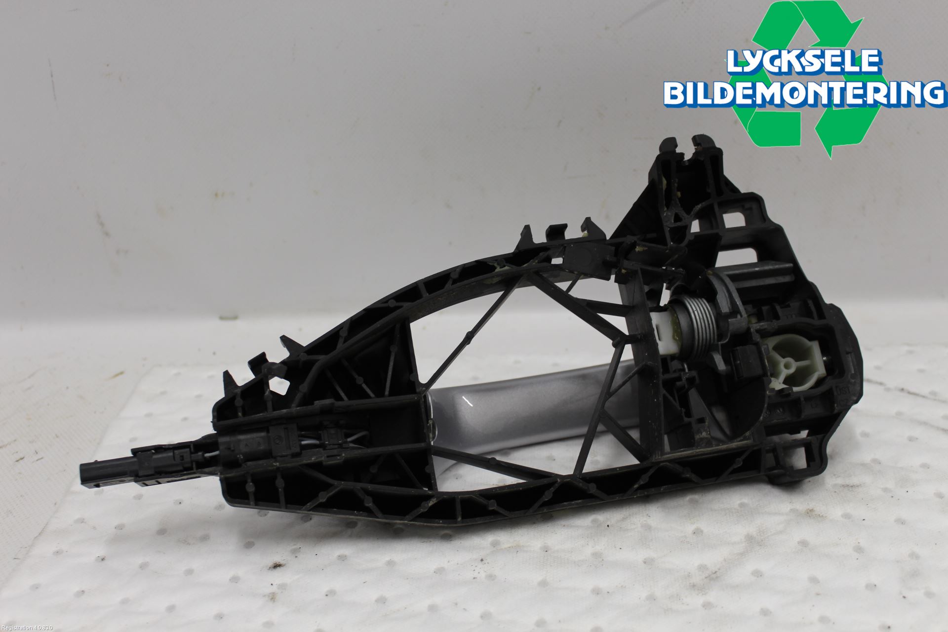 Audi A6 F2/C8 19- Dörrhandtag Yttre Vä