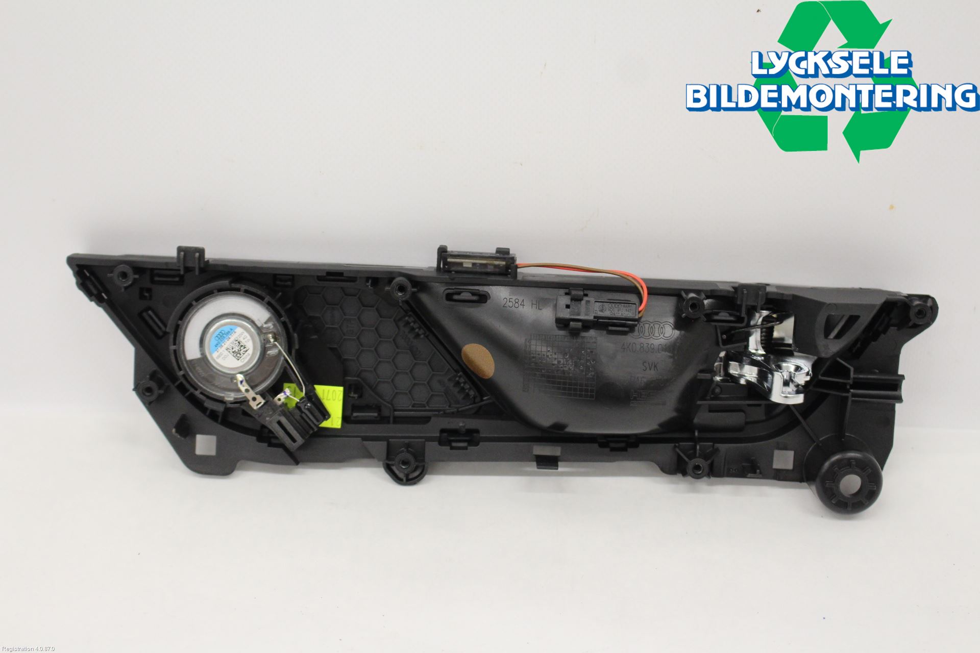 Audi A6 F2/C8 19- Dörrhandtag Inre Vä