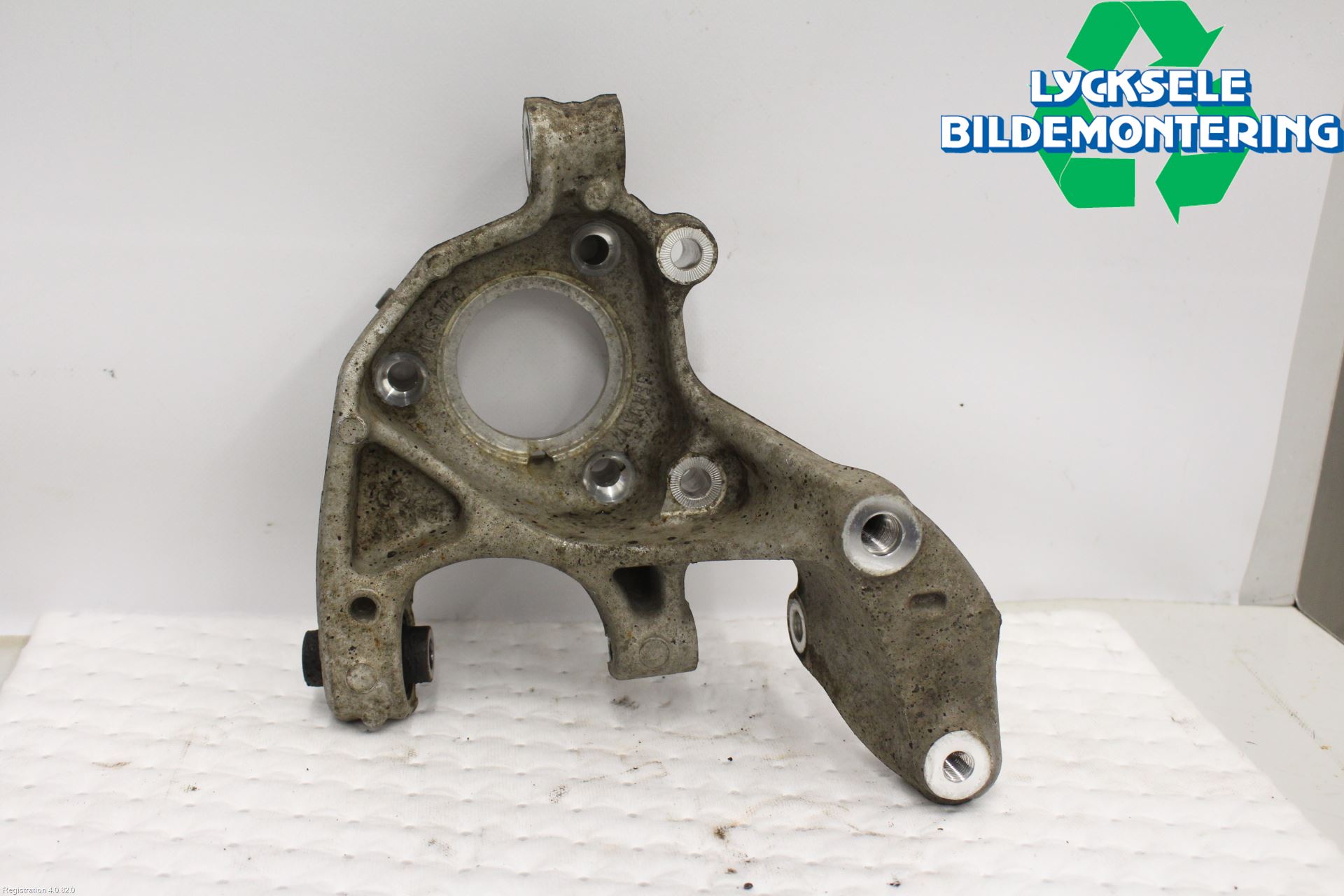 Skoda KAROQ 18- Hjullagerhus-Spindel Vä B