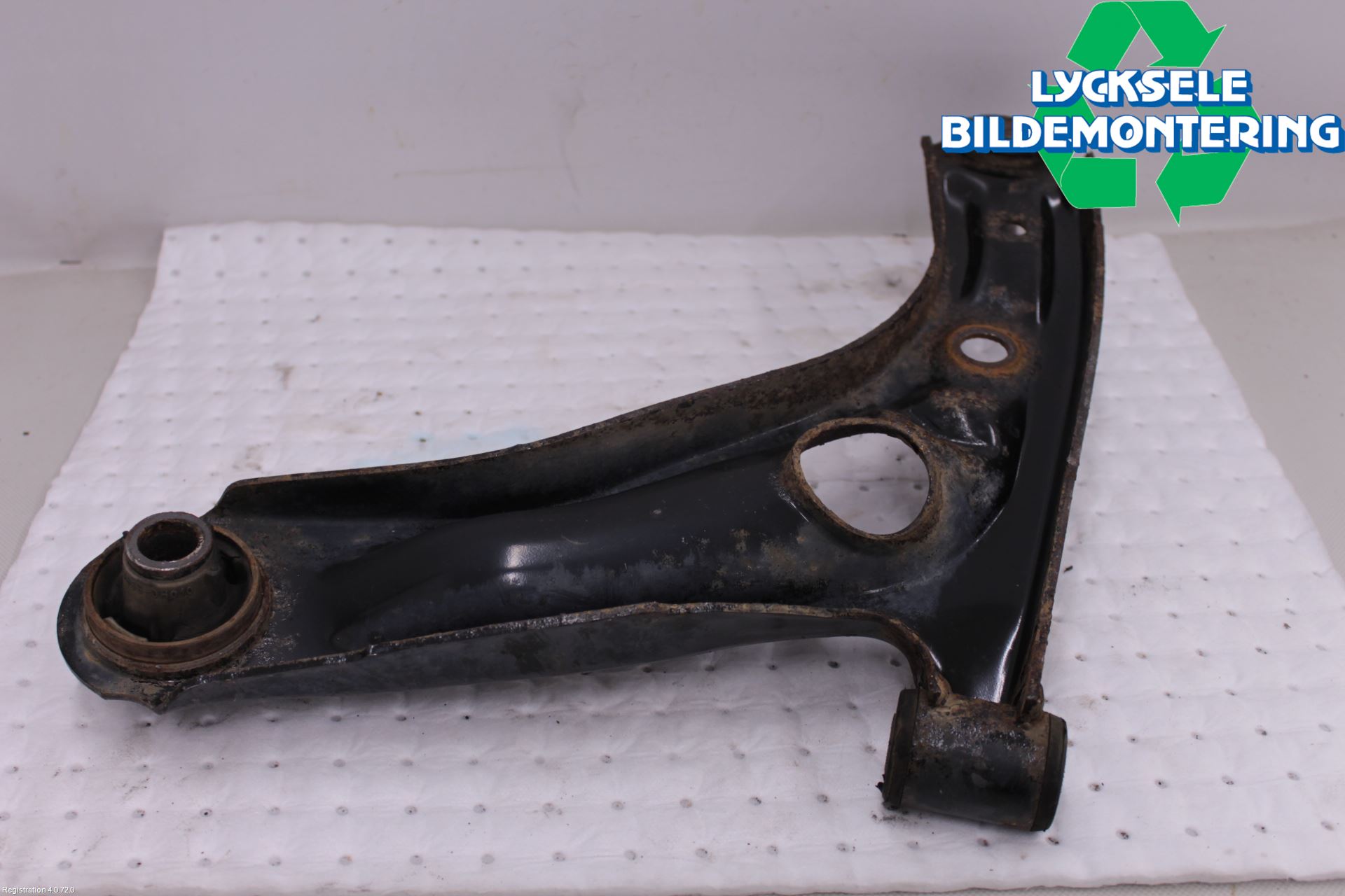 Toyota AYGO 06-14 Bärarm Fram Undre Hö