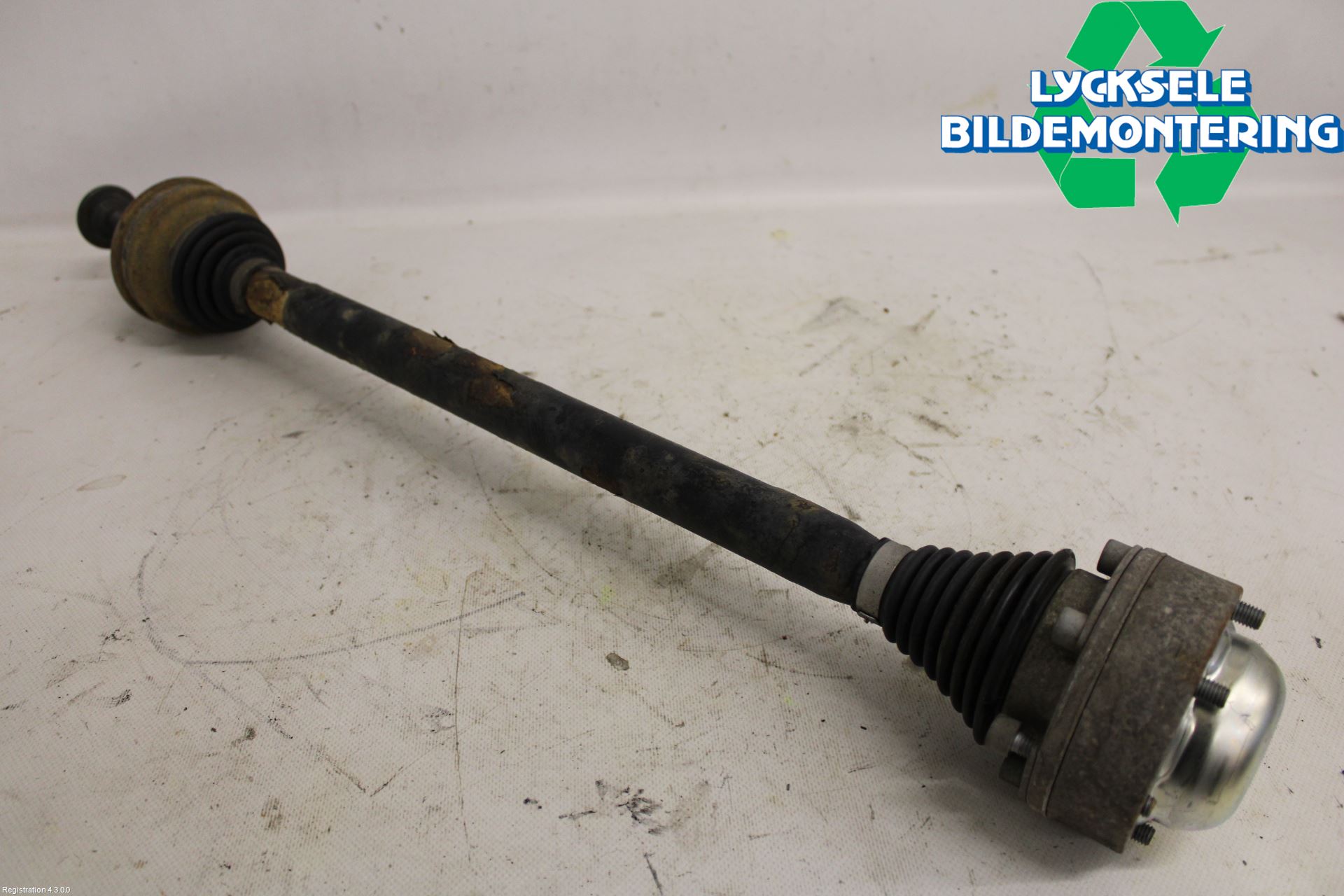 Audi A6 F2/C8 19- Drivaxel Bak Vänster