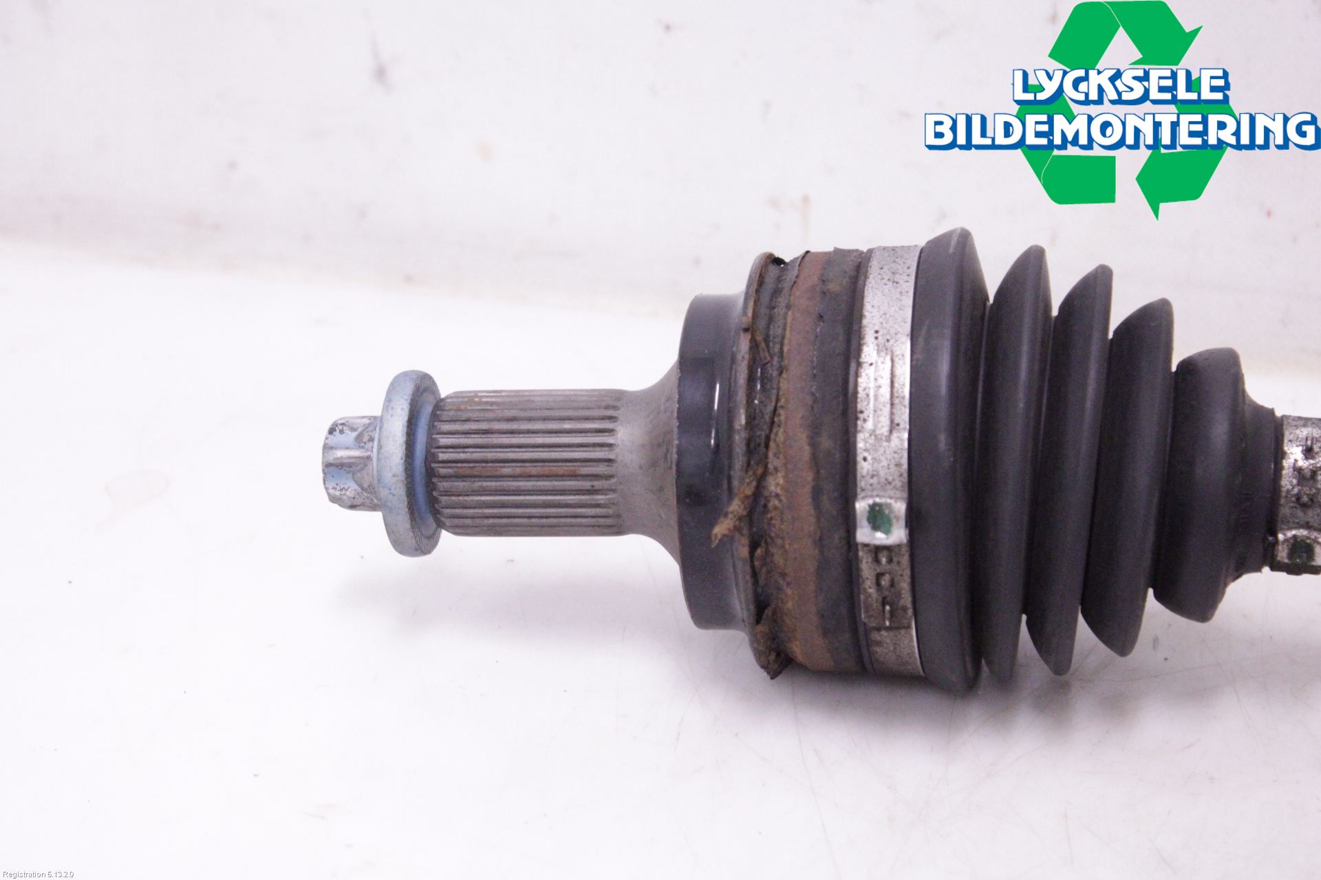 Mercedes-Benz MB C-KLASS (W205) 14-21 Drivaxel Fram Höger