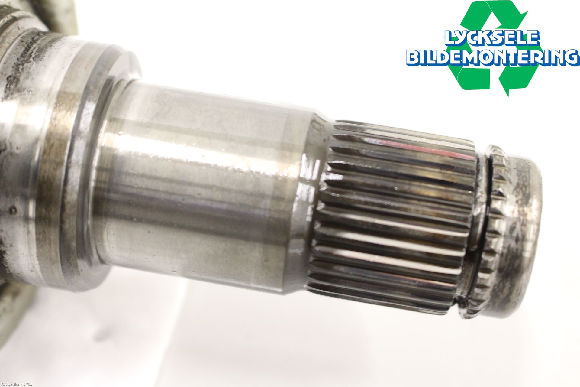 Toyota HILUX 05-16 Drivaxel Fram Höger