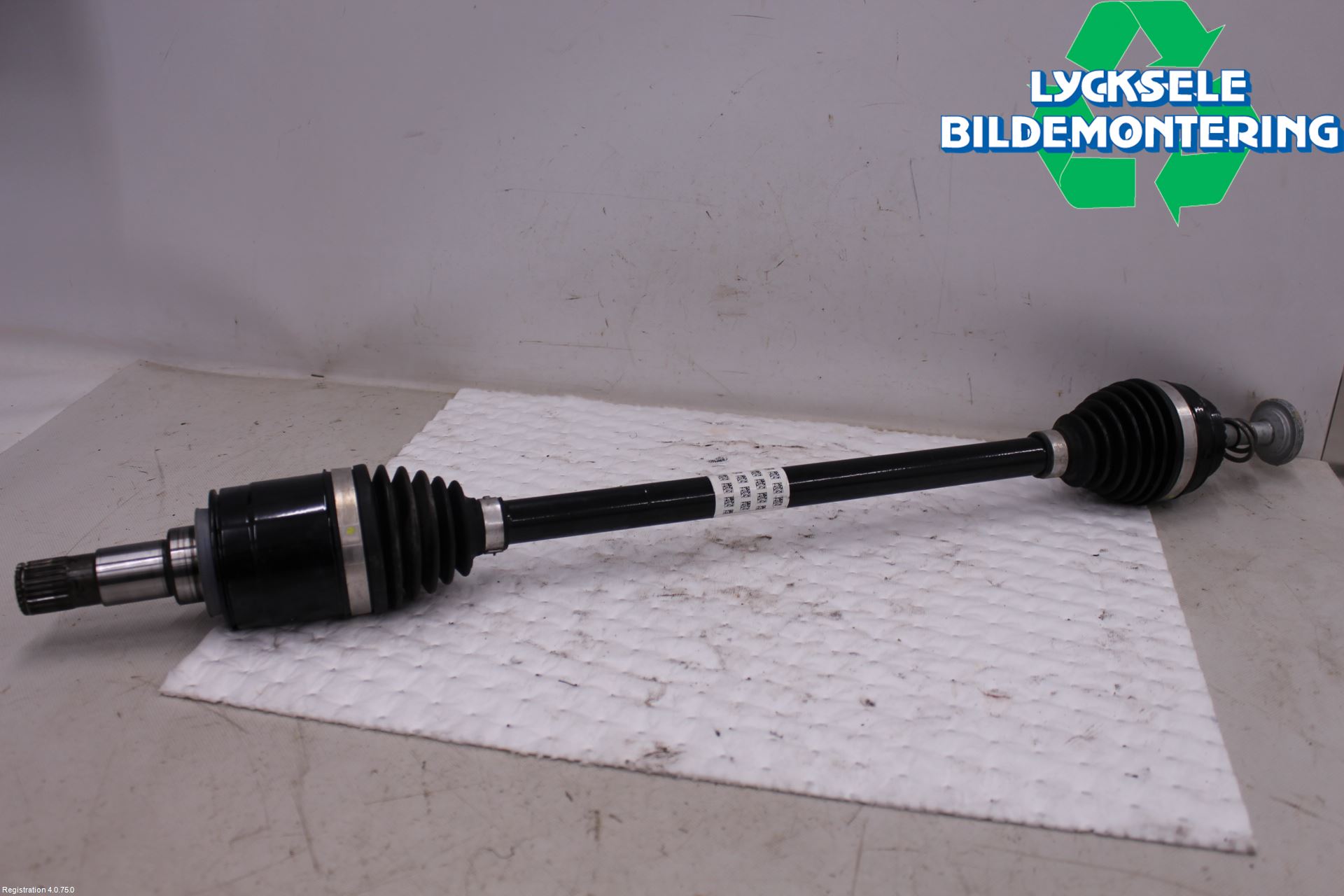 Mini COUNTRYMAN F60 17-23 Drivaxel Bak Höger