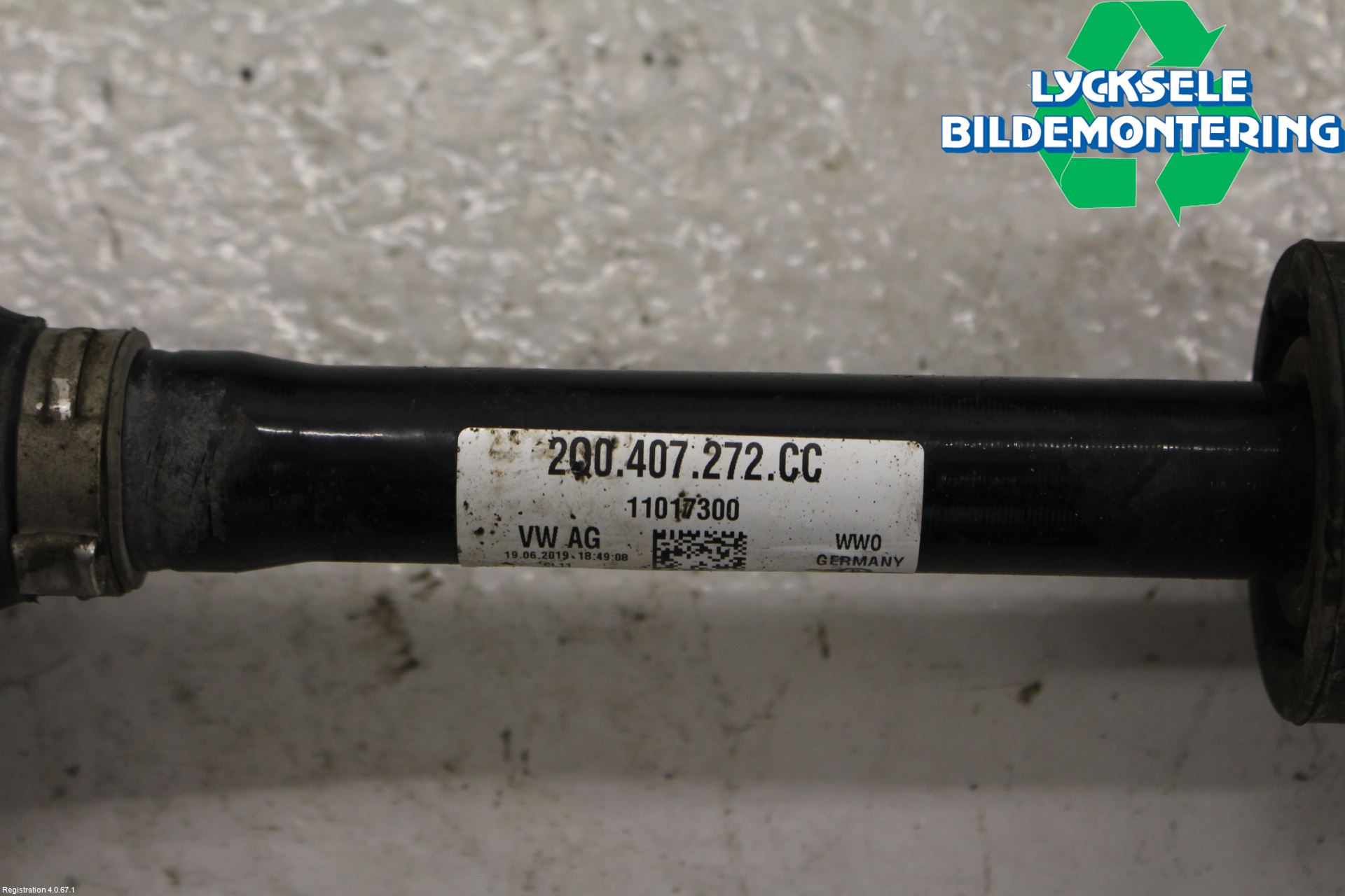 Volkswagen VW T-CROSS 19- Drivaxel Fram Höger