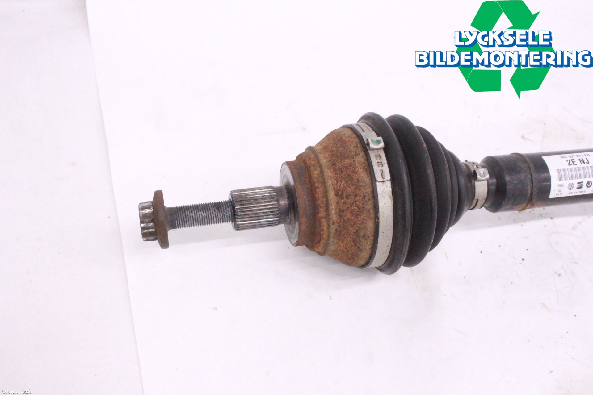 Volkswagen VW CADDY 11-15 Drivaxel Fram Höger